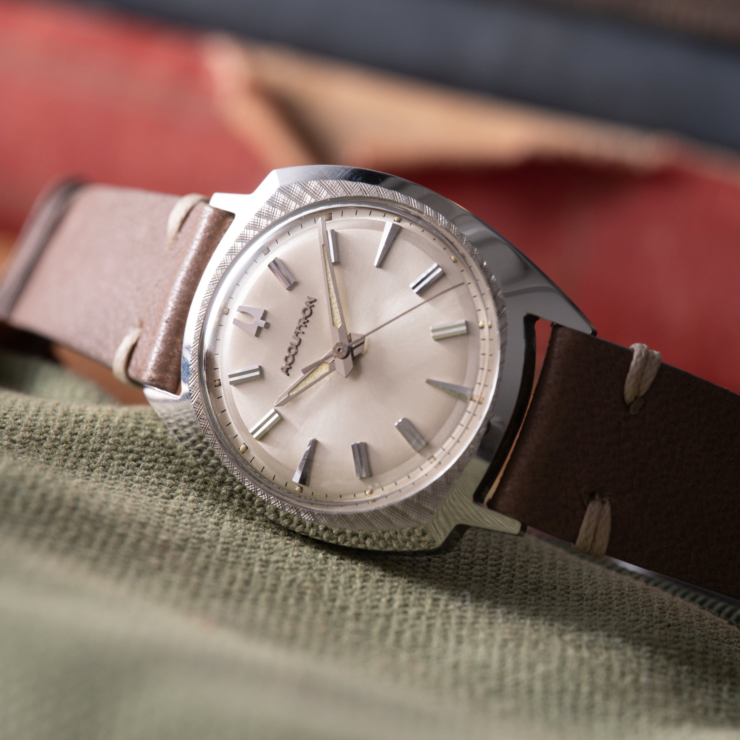 Bulova Accutron 'Floppy Football' – Analog:Shift