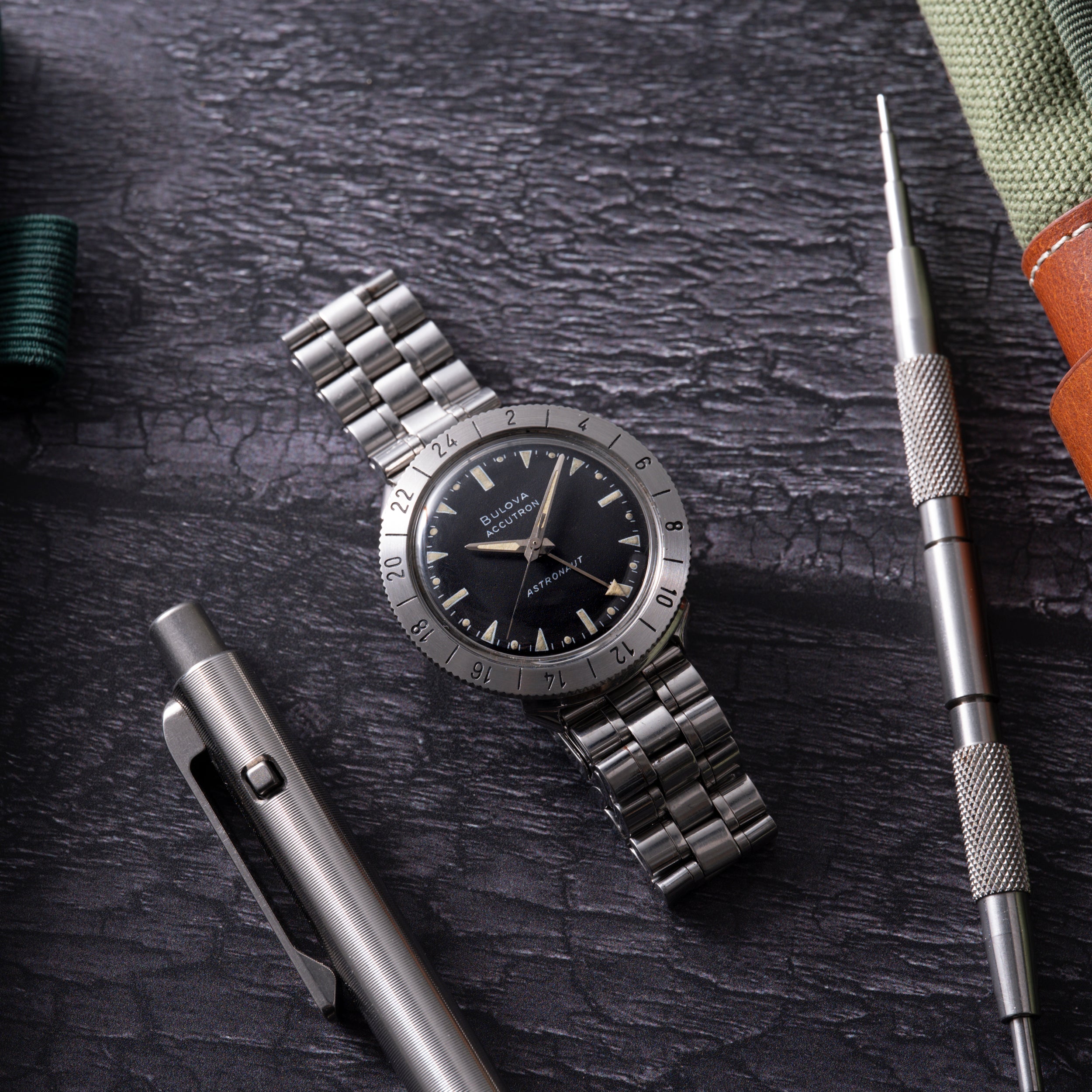 Bulova Accutron Astronaut – Analog:Shift