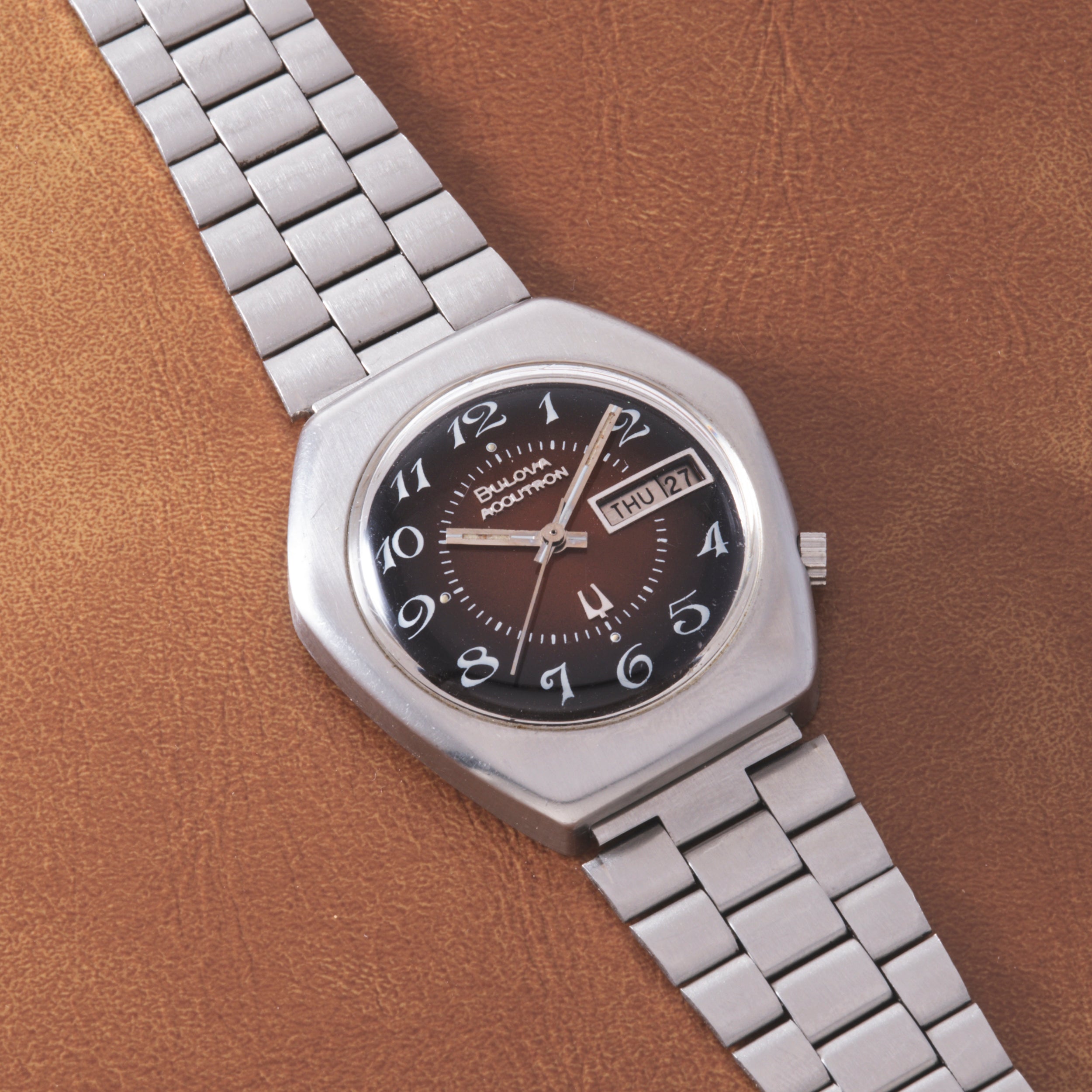 Bulova Accutron 'Coffin' Day-Date – Analog:Shift