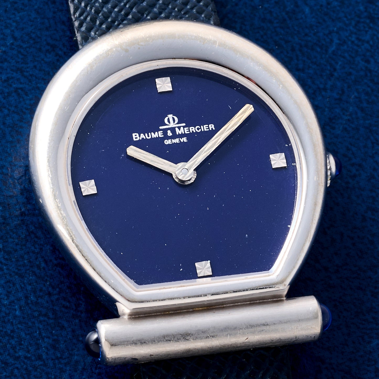 Baume & Mercier ‘Lapis Horseshoe’