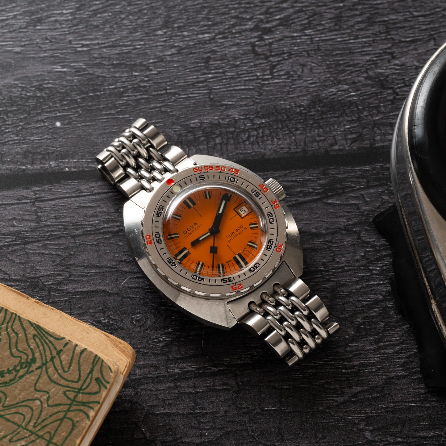 DOXA Sub 300