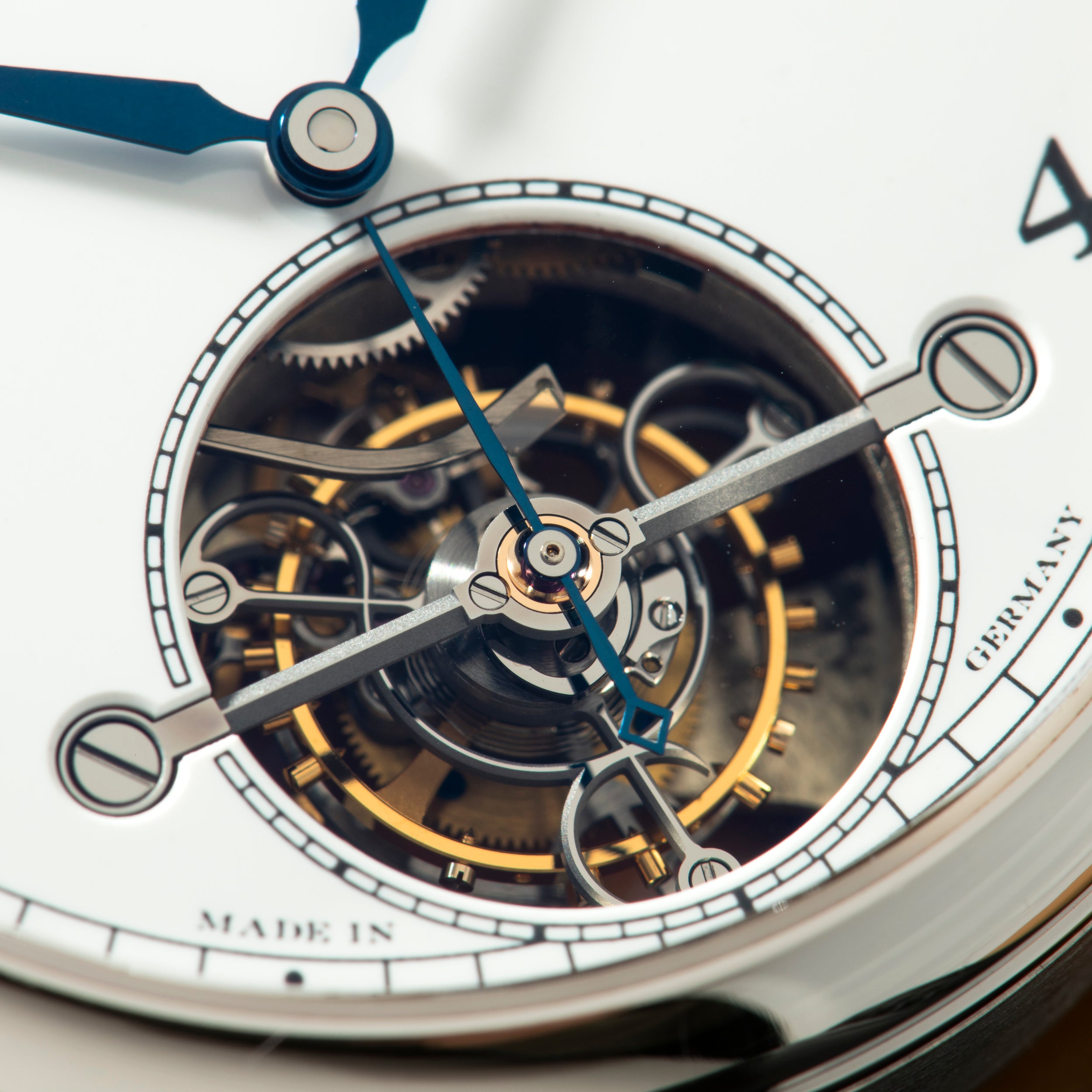 A. Lange & Söhne Lange 1815 Tourbillon – Analog:Shift