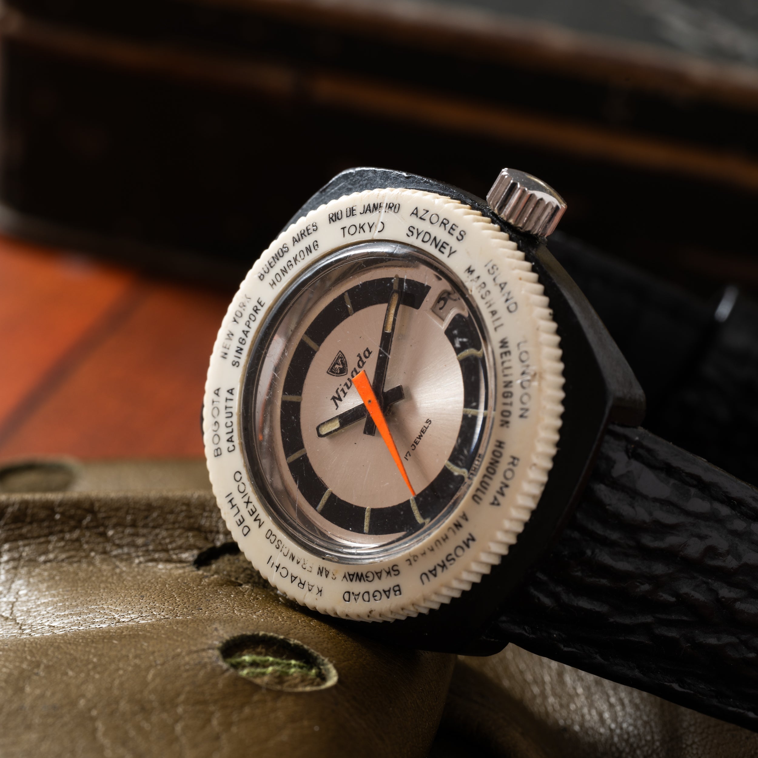 Nivada Fiber Star World Time 'Mini' – Analog:Shift