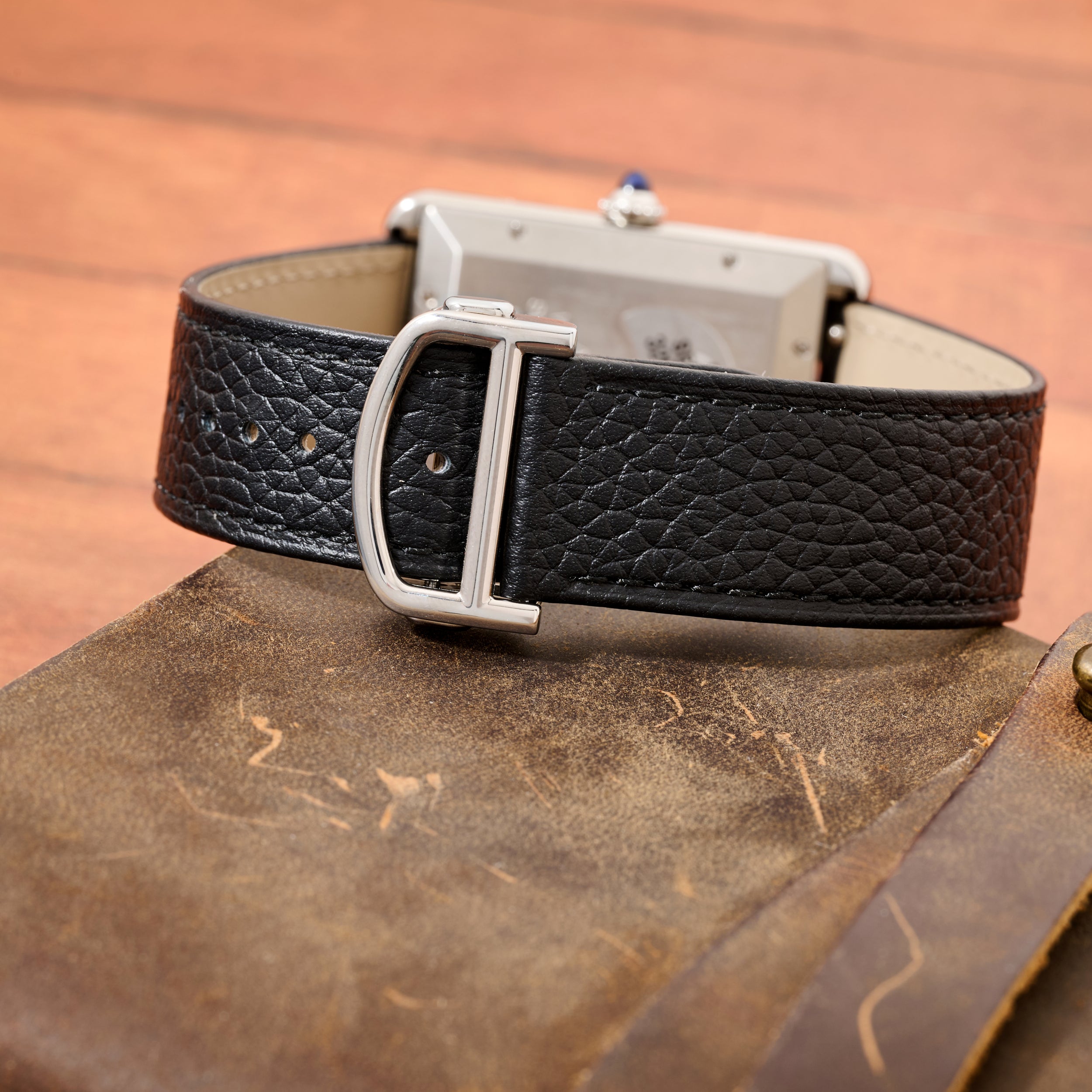 Cartier Tank Must XL – Analog:Shift