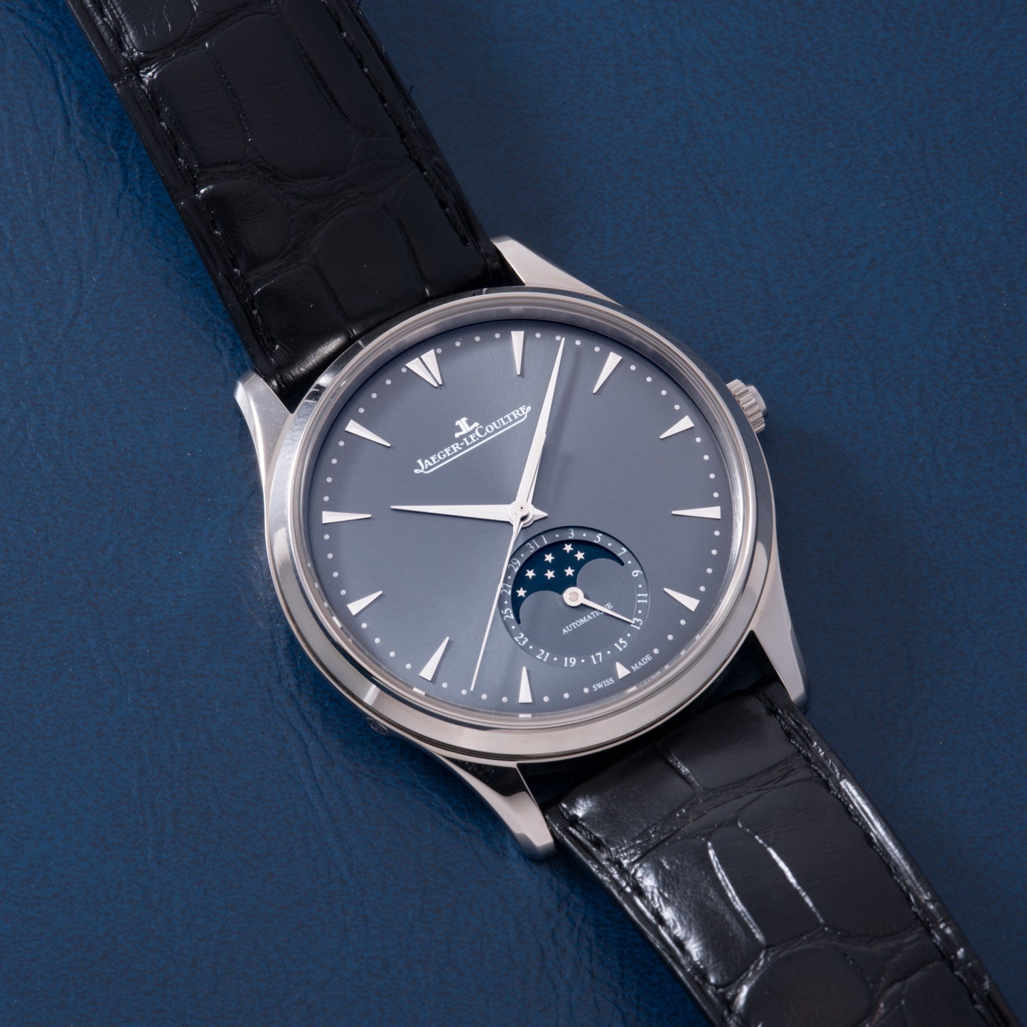 Jaeger-LeCoultre Master Ultra Thin Moon