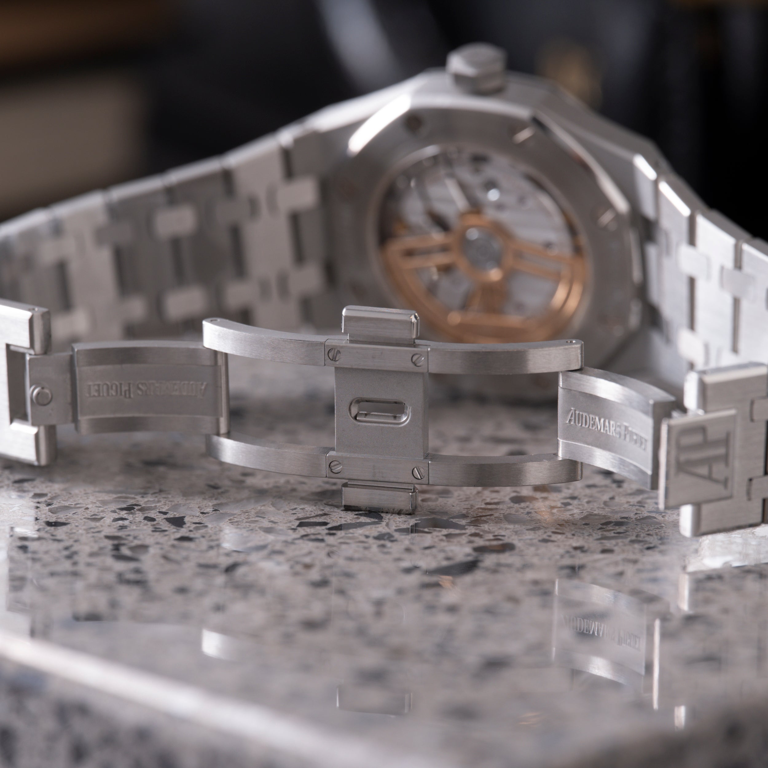 Audemars Piguet Royal Oak – Analog:Shift