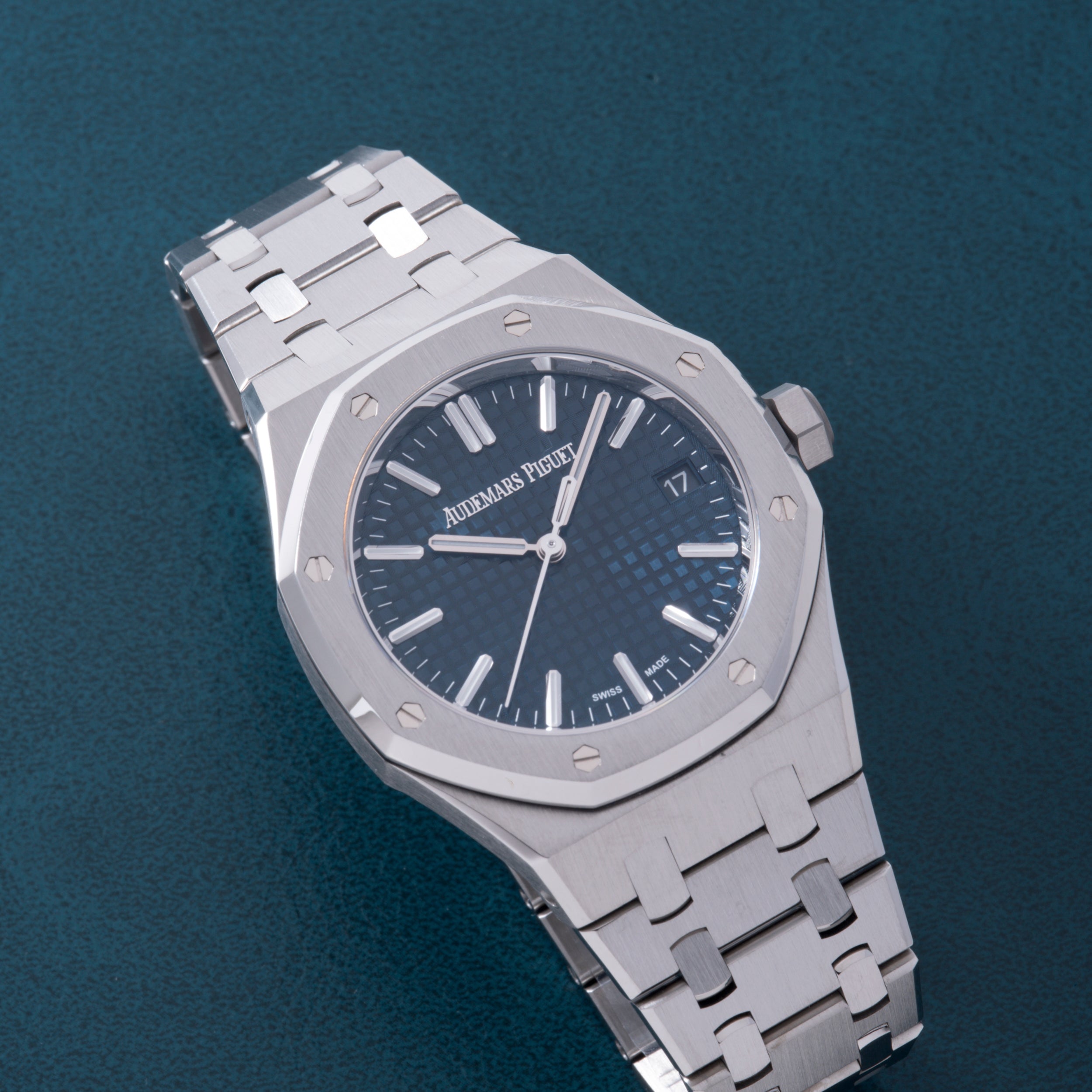 Audemars Piguet Royal Oak – Analog:Shift