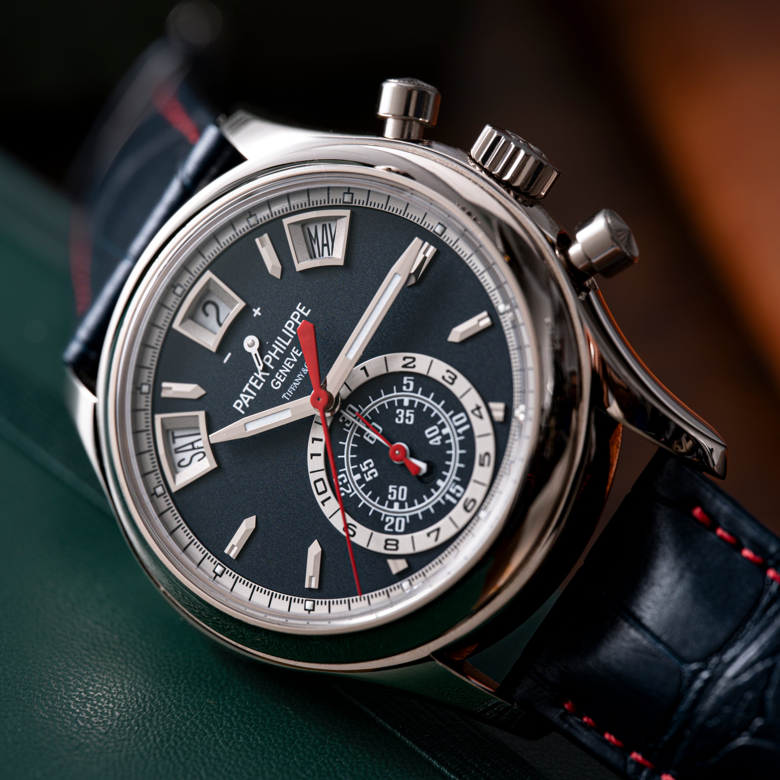 Patek Philippe Annual Calendar Chronograph 'Tiffany & Co' – Analog