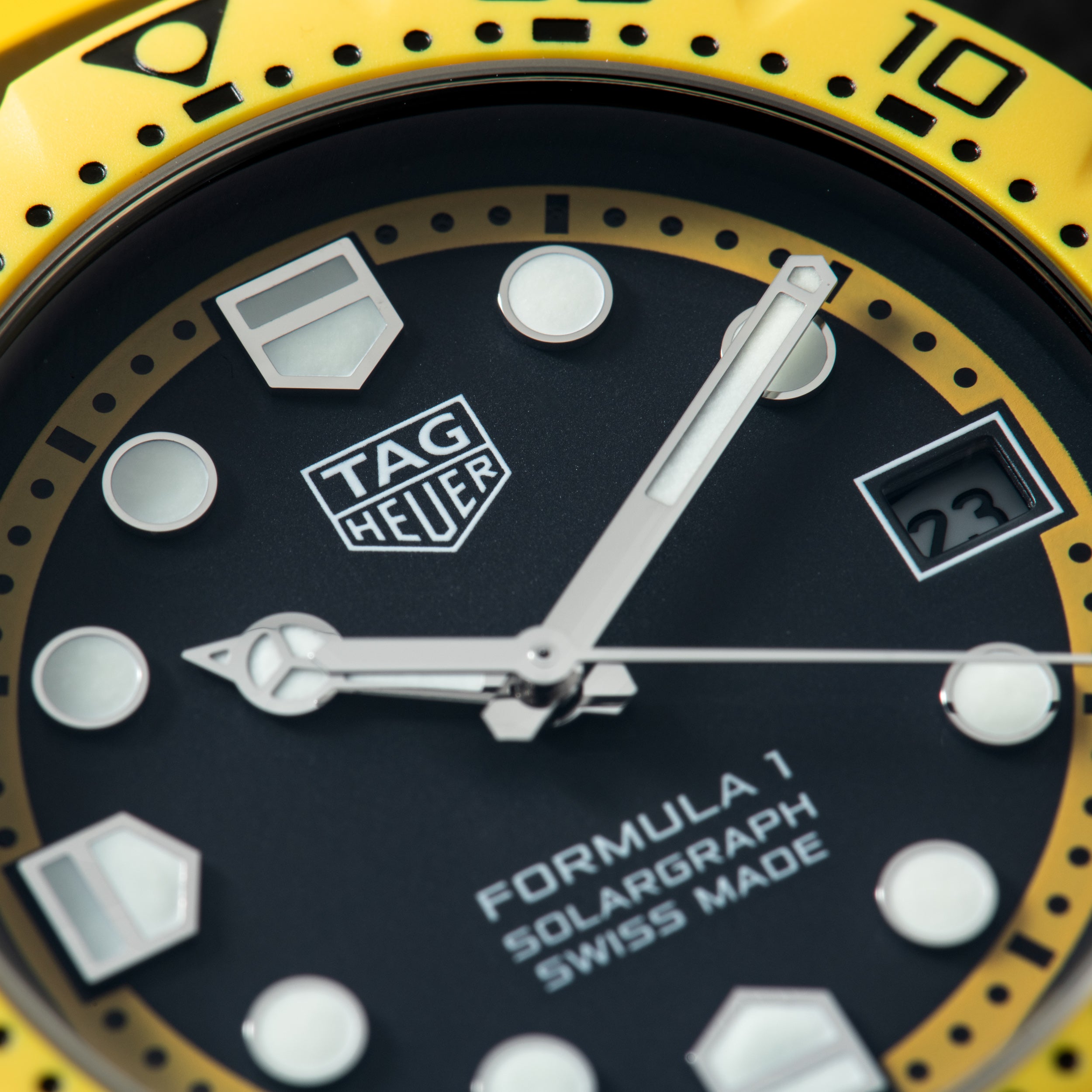 TAG Heuer Solargraph Formula 1 Set 'ONE of 120' – Analog:Shift