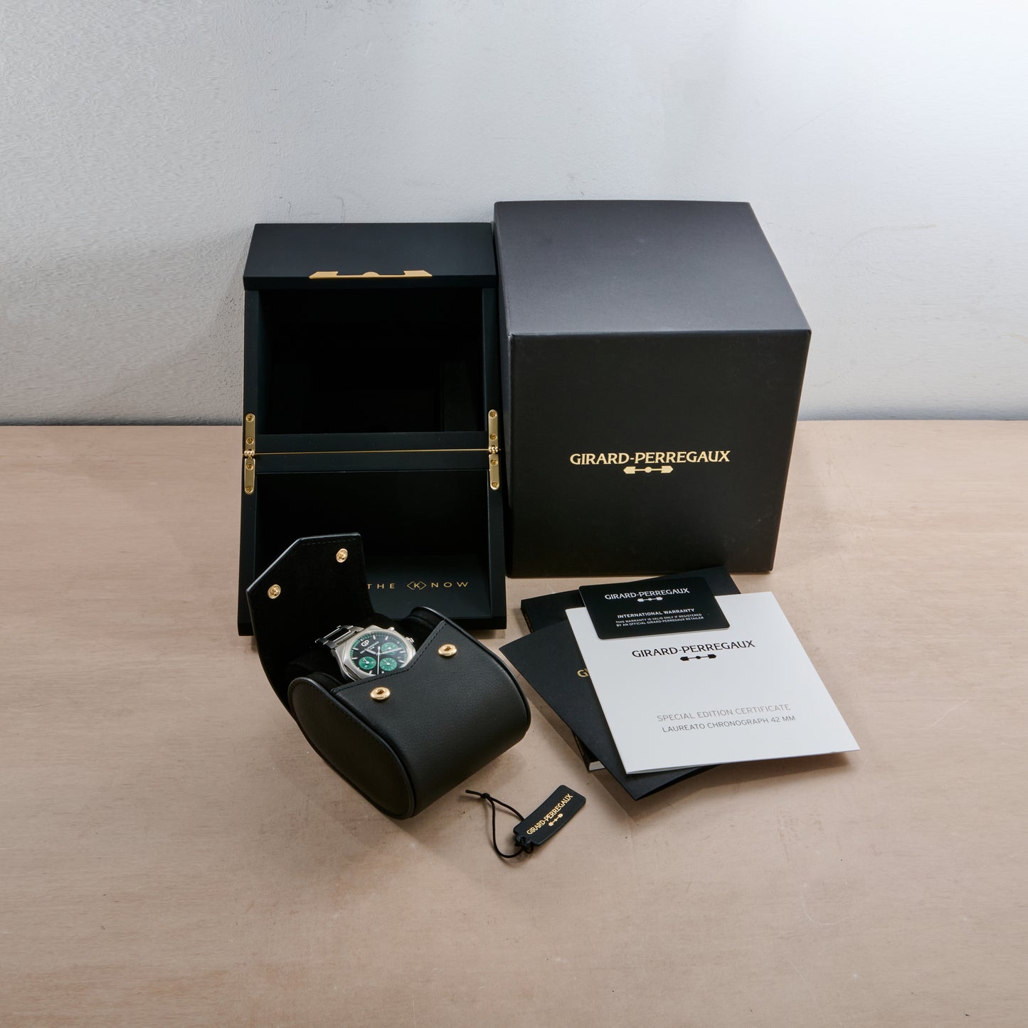 Girard-Perregaux Laureato Chronograph 42