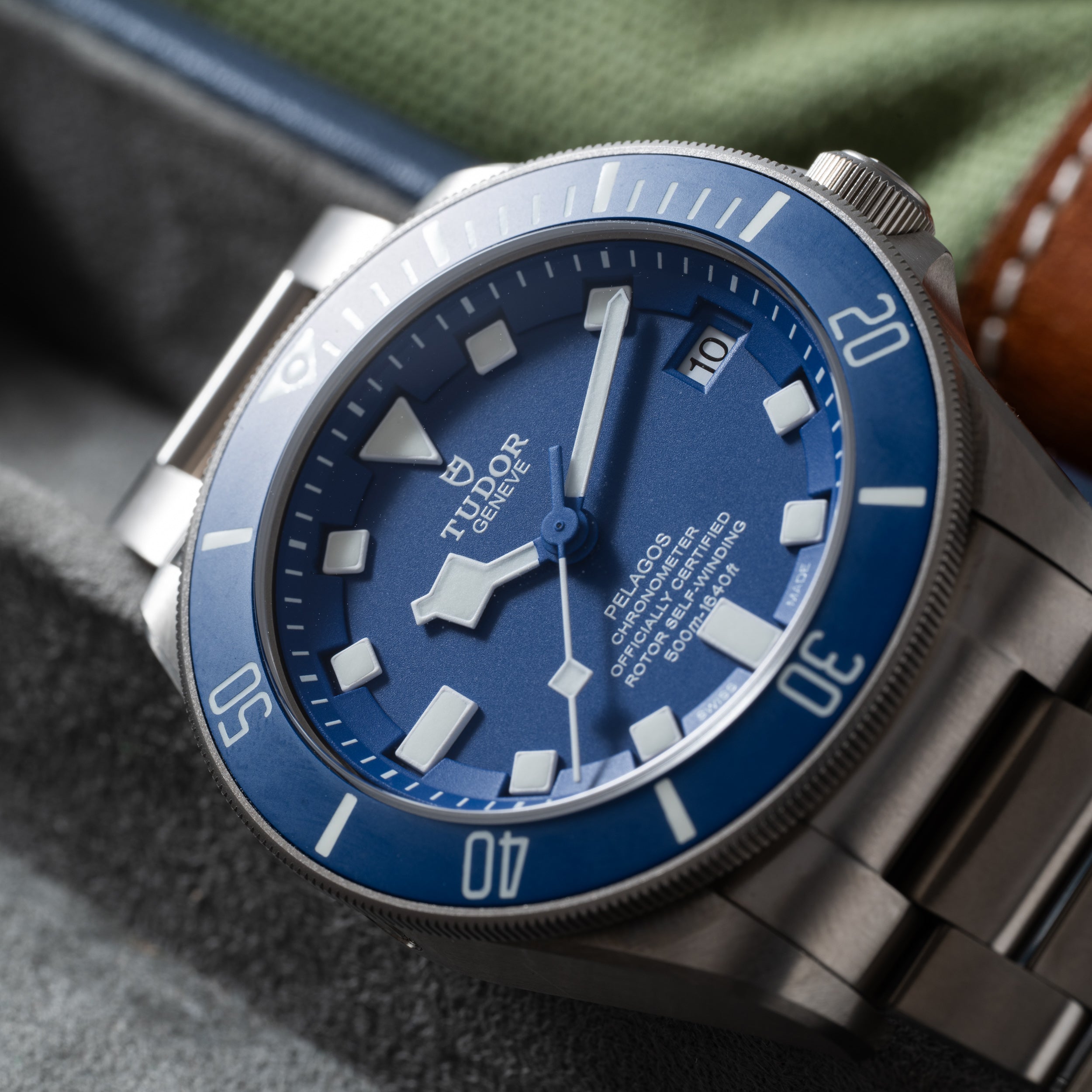 Tudor Pelagos – Analog:Shift
