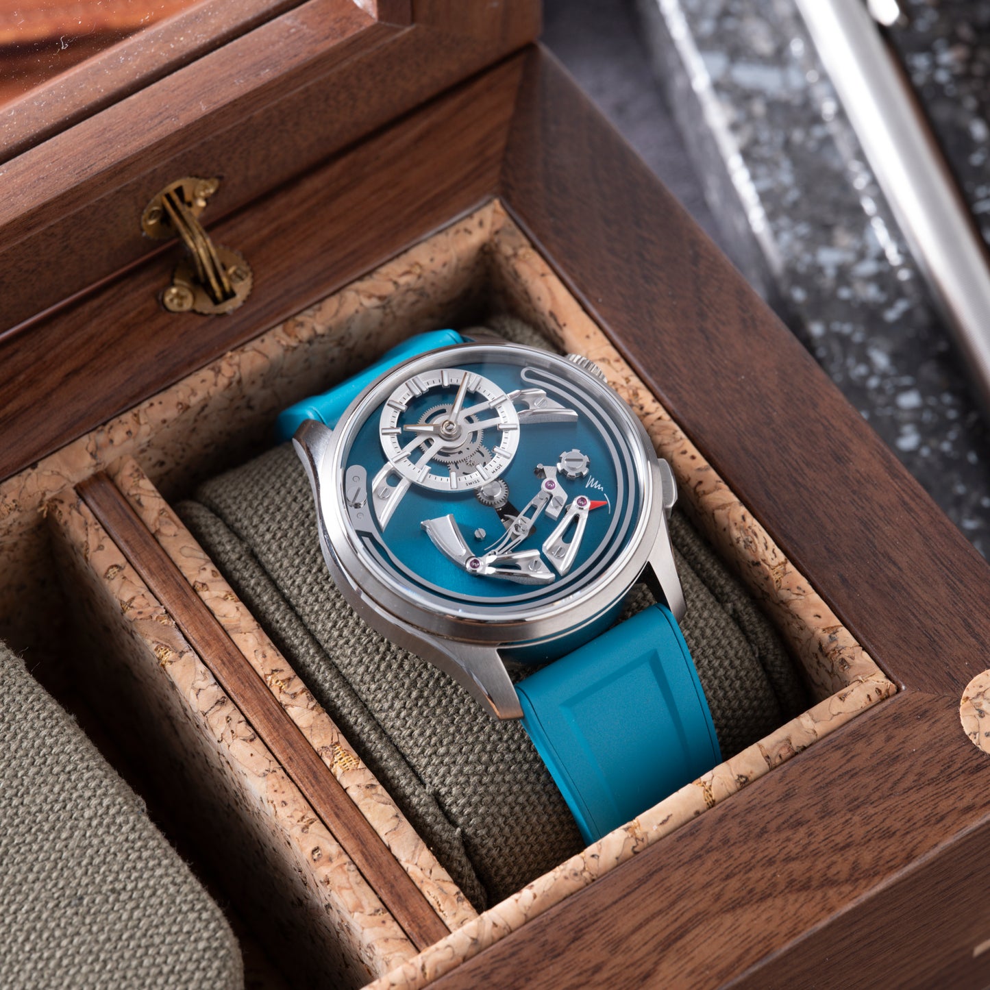 Christopher Ward C1 Bel Canto 'Dragonfly'