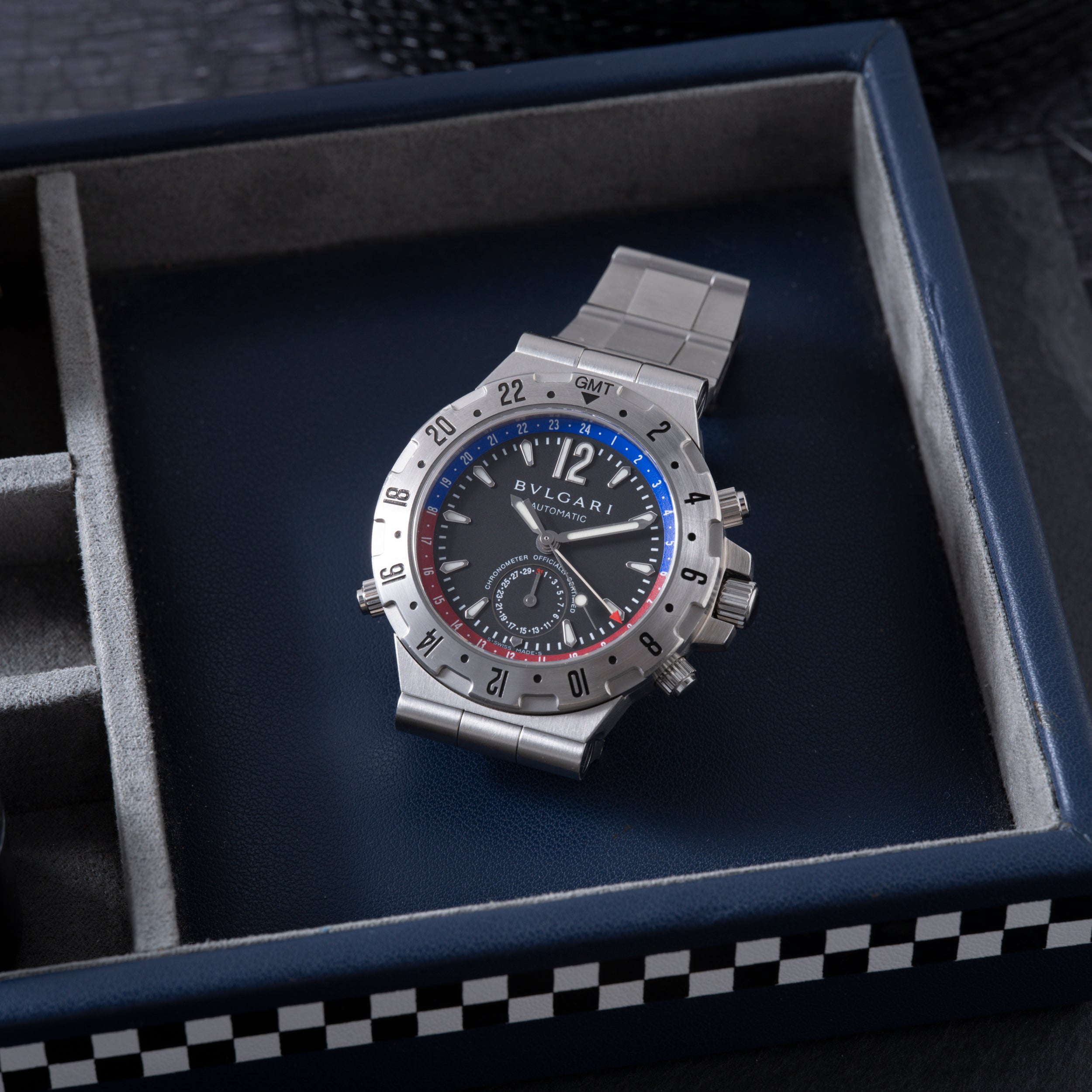 Bulgari Diagono Scuba GMT – Analog:Shift