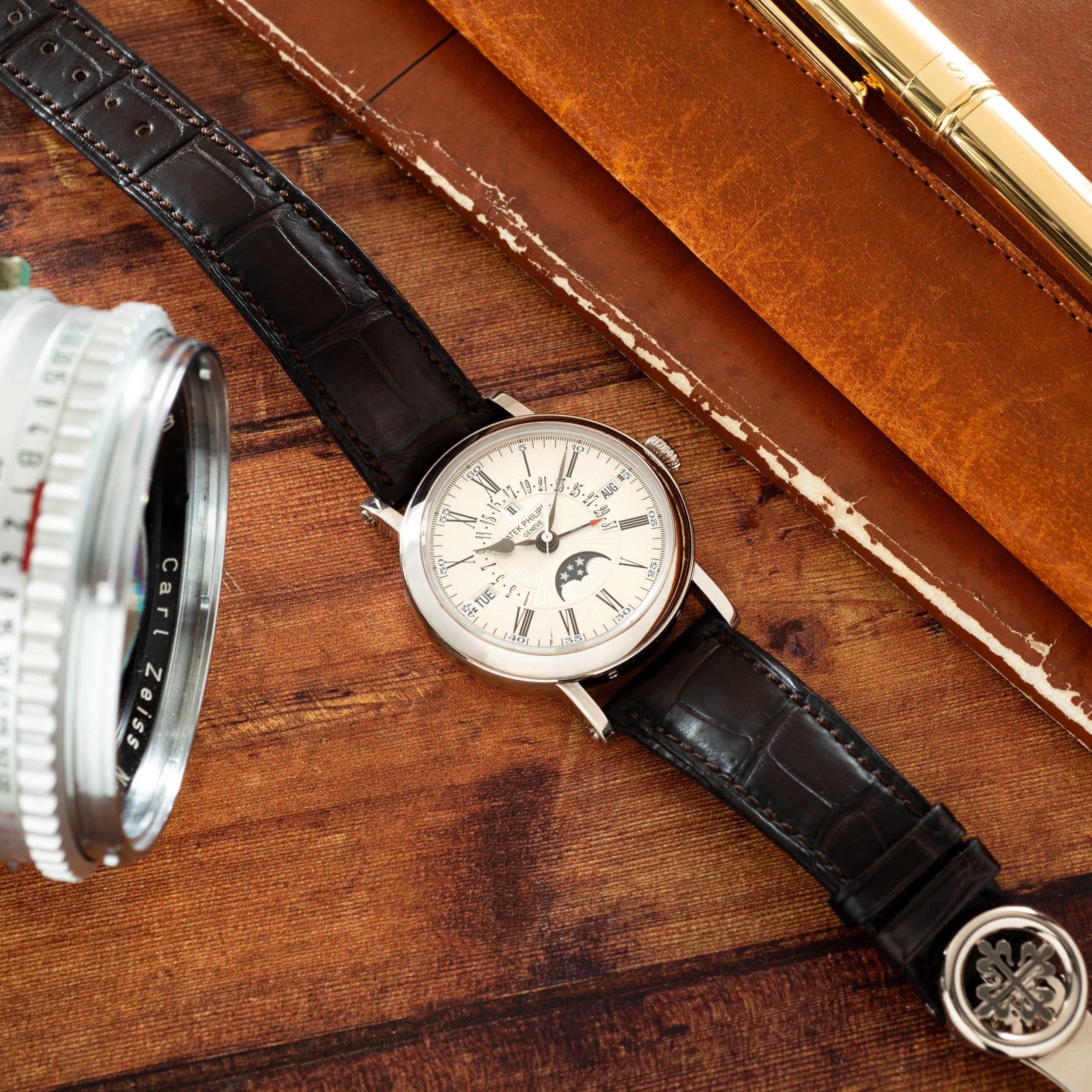 Patek Philippe Retrograde Perpetual Calendar – Analog:Shift