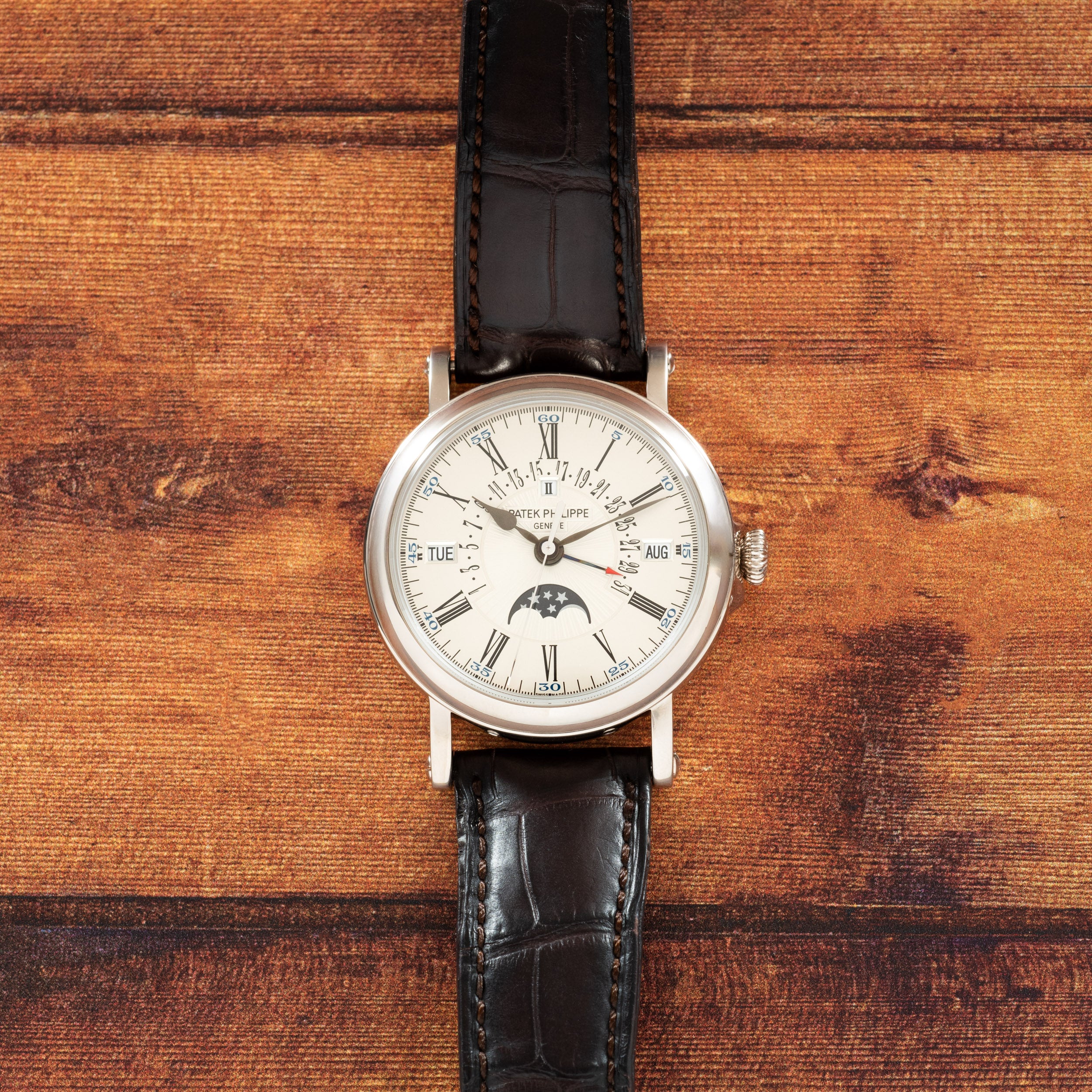 Patek Philippe Retrograde Perpetual Calendar – Analog:Shift