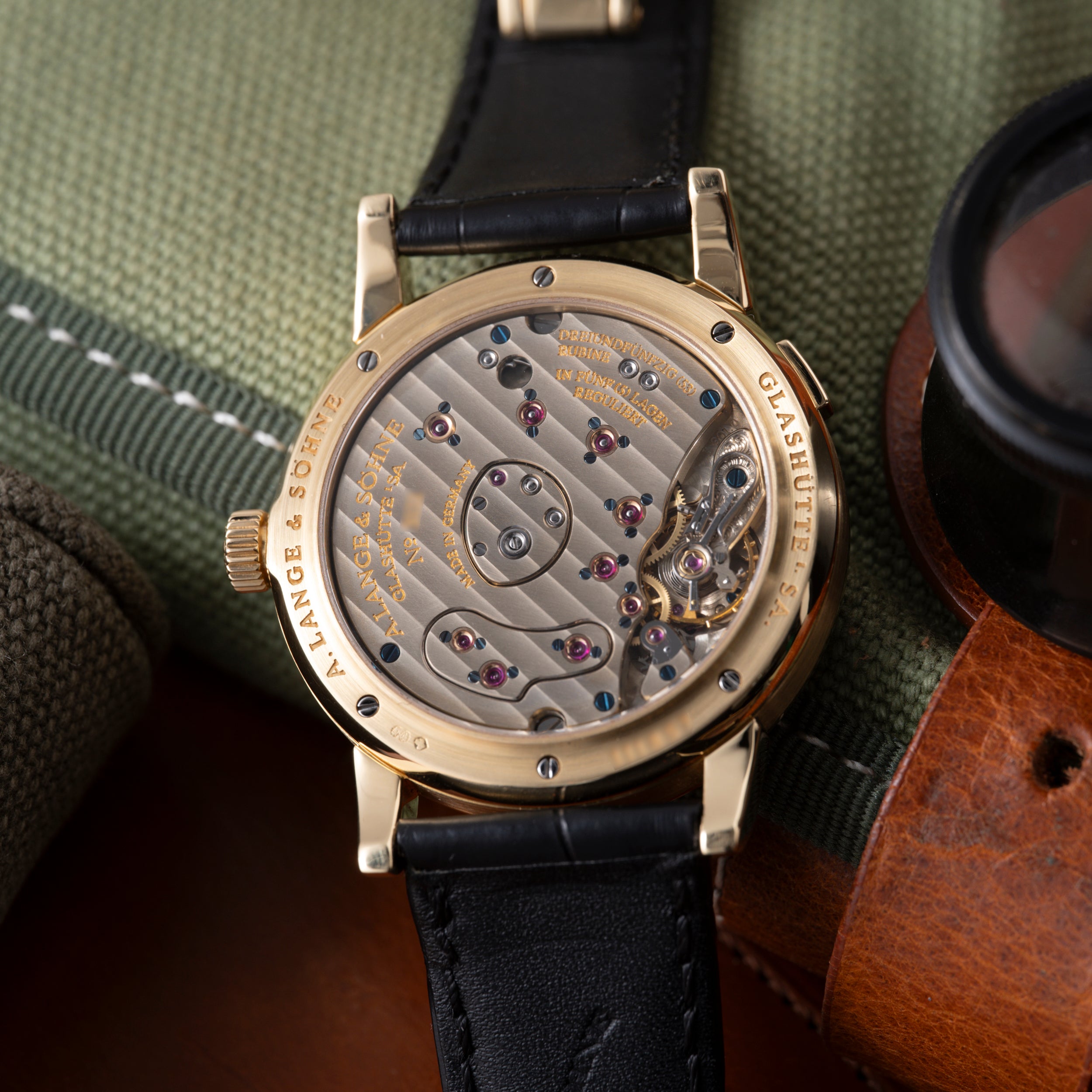 A. Lange & Söhne Lange 1 – Analog:Shift