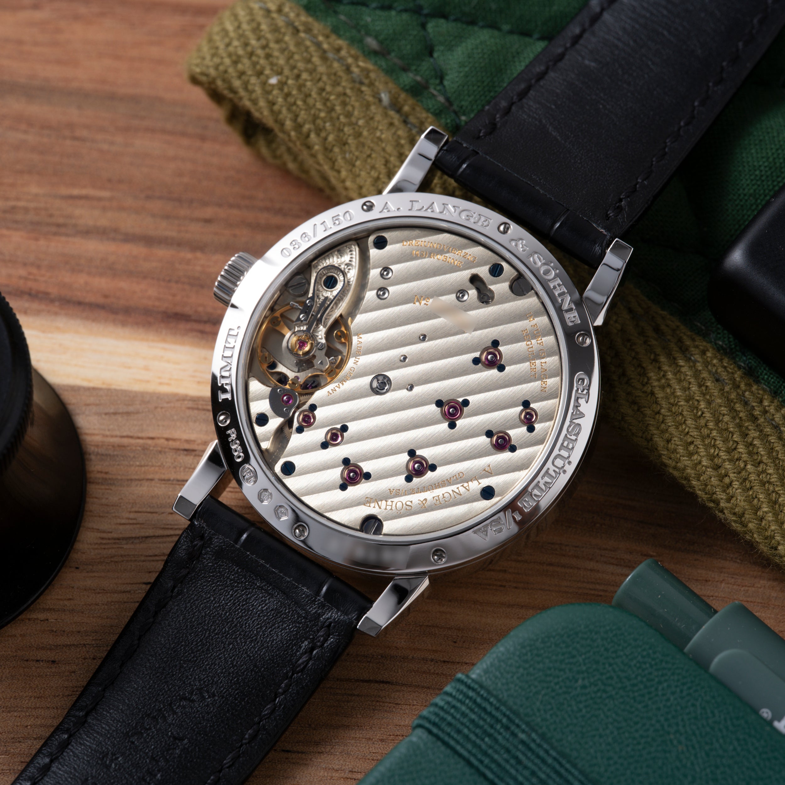 A. LANGE & SÖHNE 時計クロス A. Lange & Söhne Little Lange 1 'Onyx' – Analog:Shift