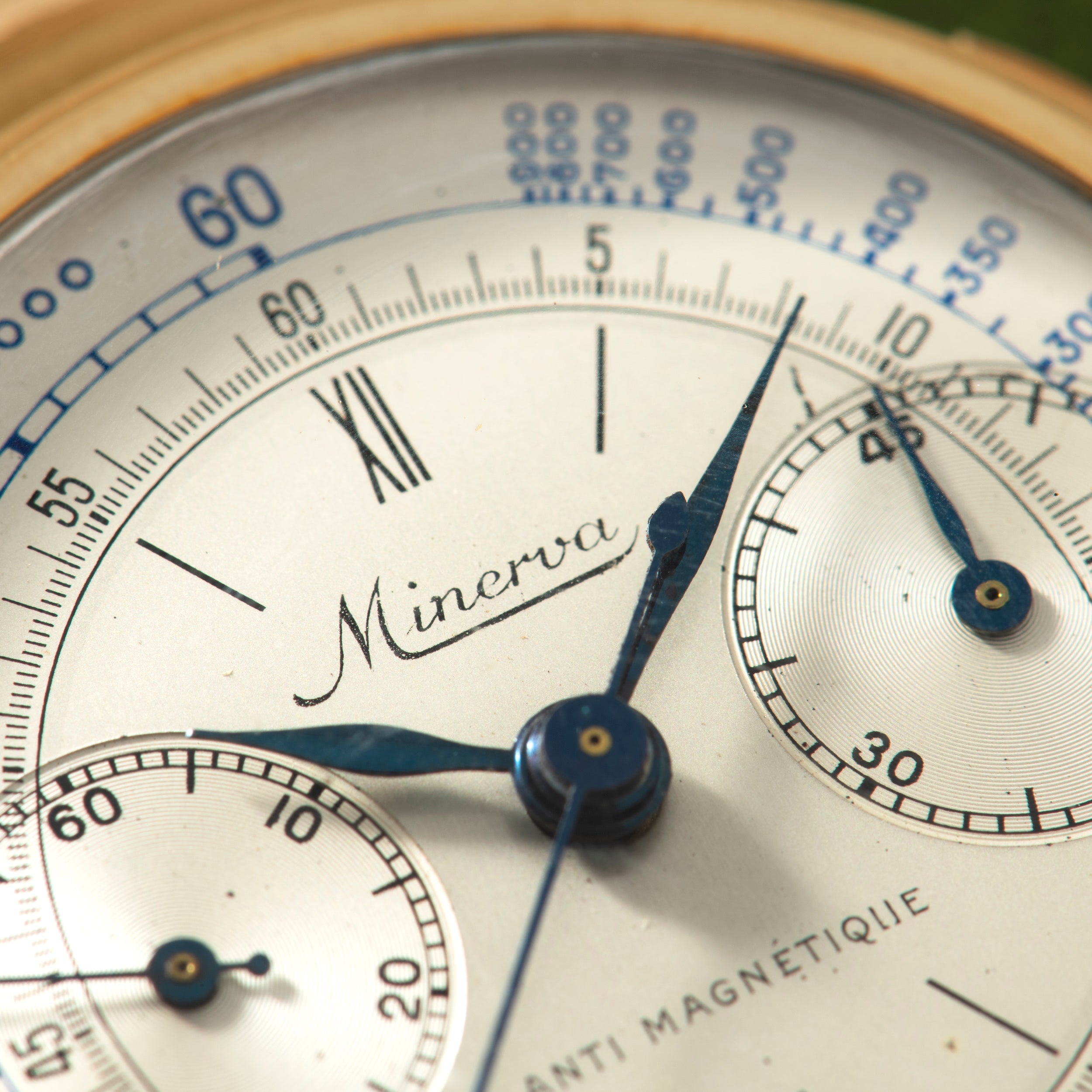 Minerva Chronograph – Analog:Shift