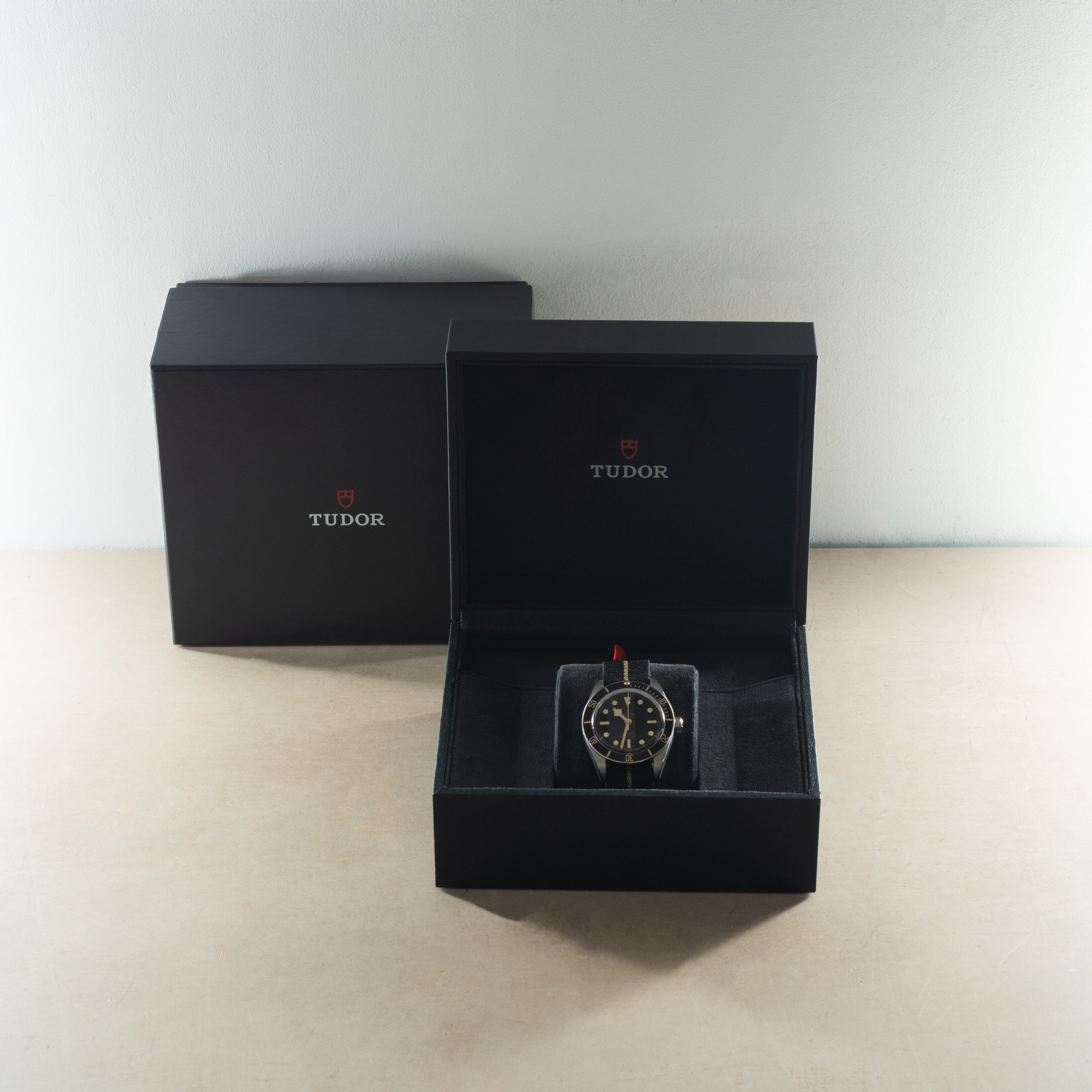 TUDOR 時計ボックス ブラック Tudor Black Bay Fifty-Eight – Analog:Shift