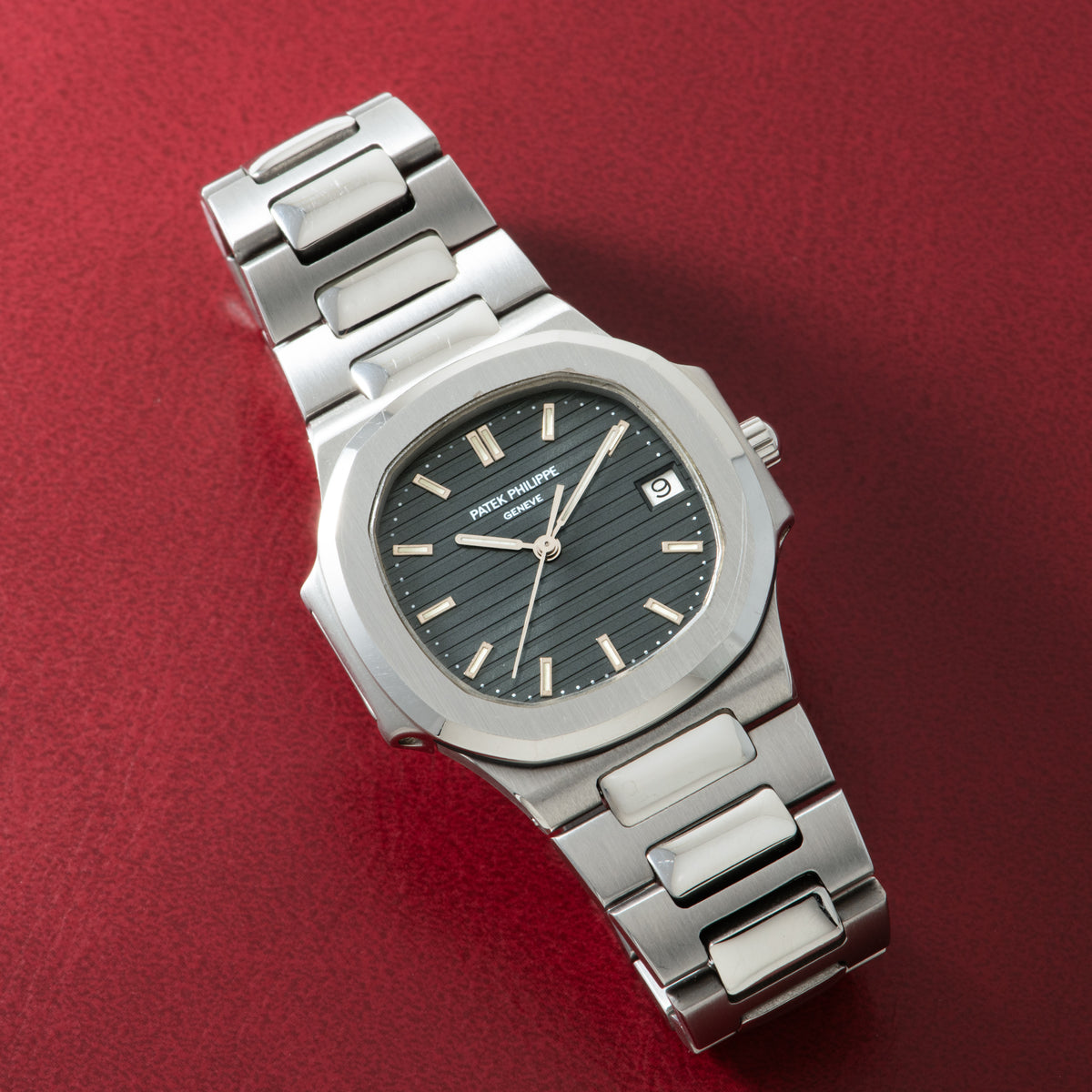 Patek Philippe Nautilus 'Midsize'