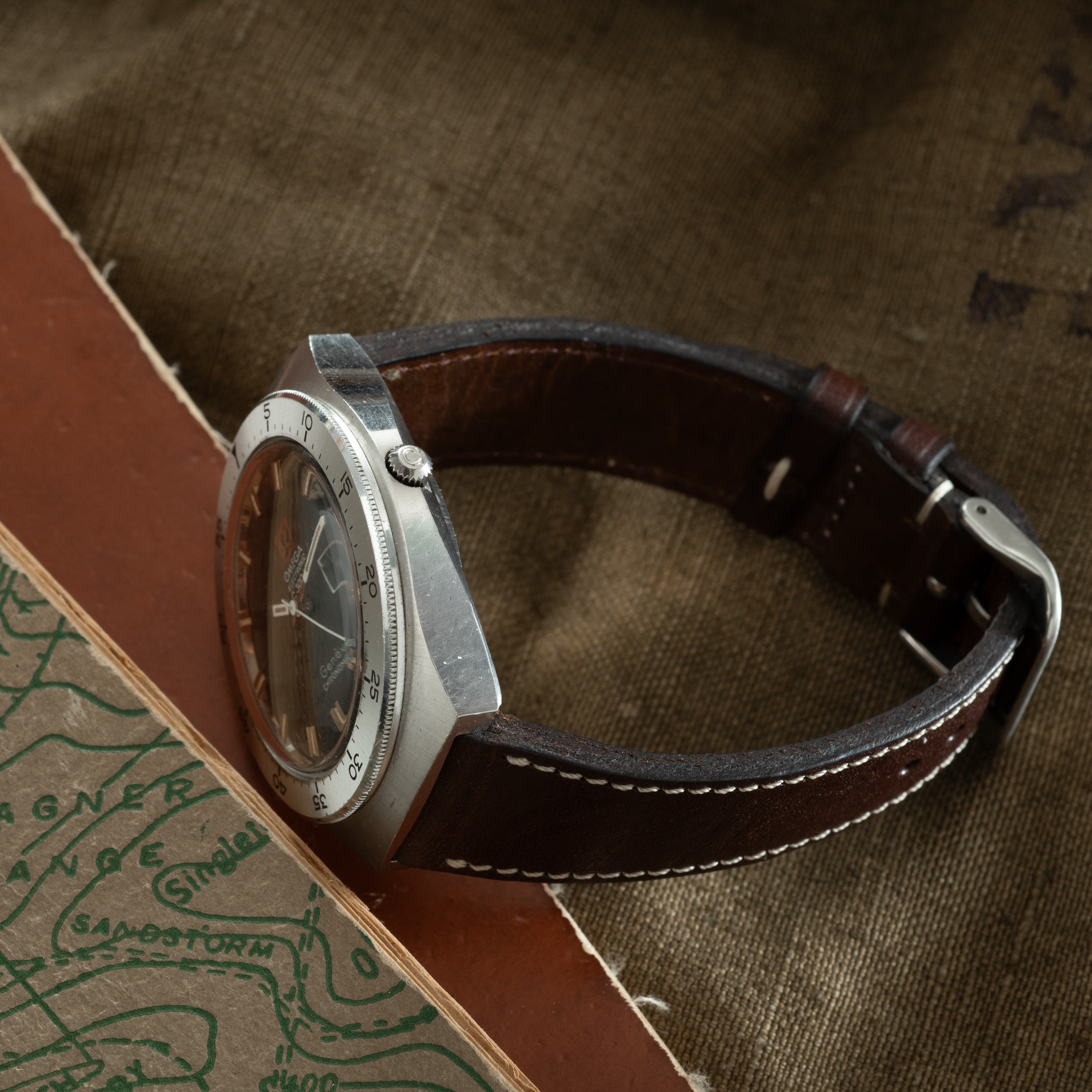 Omega Electronic 'f300Hz' Chronometer – Analog:Shift