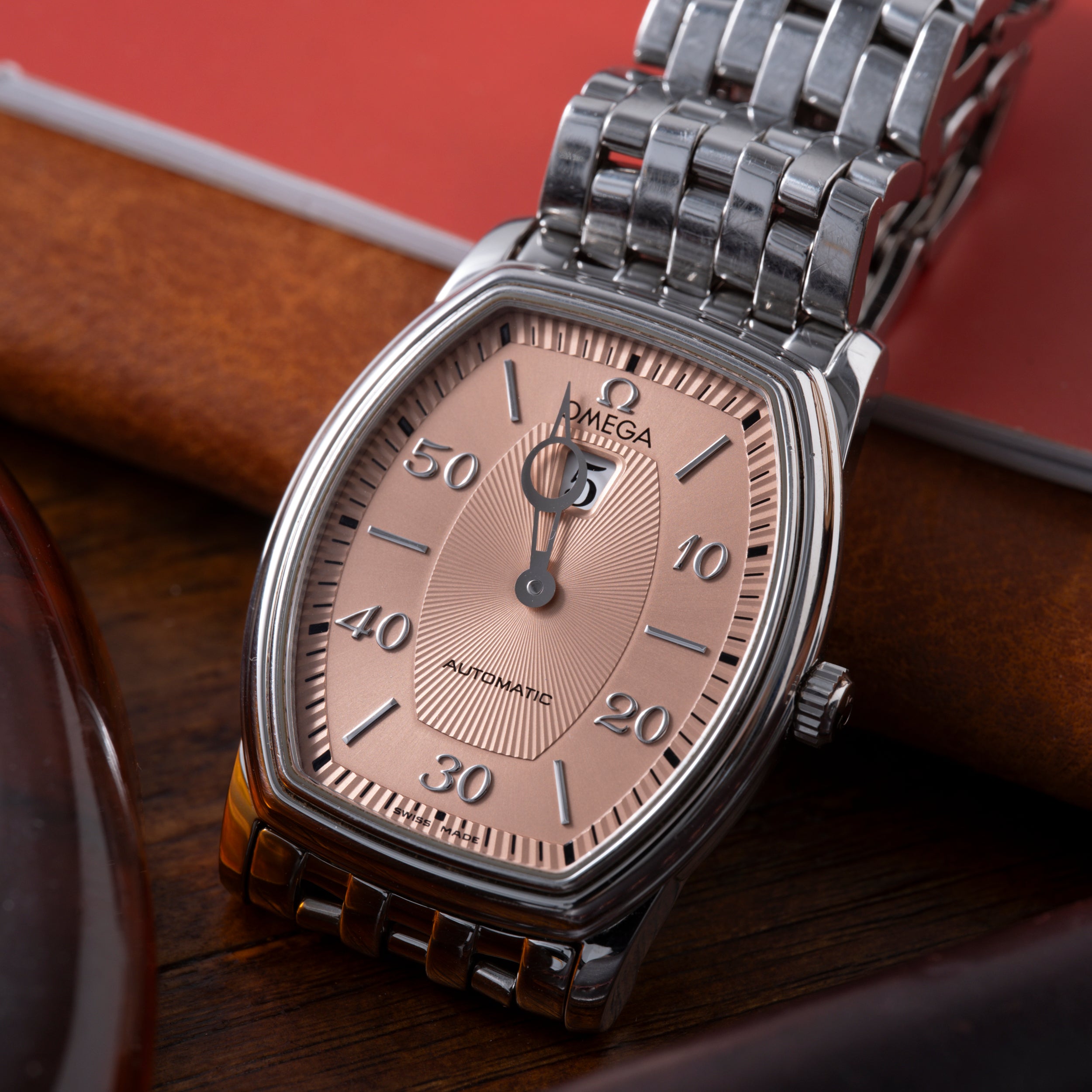Omega De Ville Prestige 'Tonneau' Jumping Hour – Analog:Shift