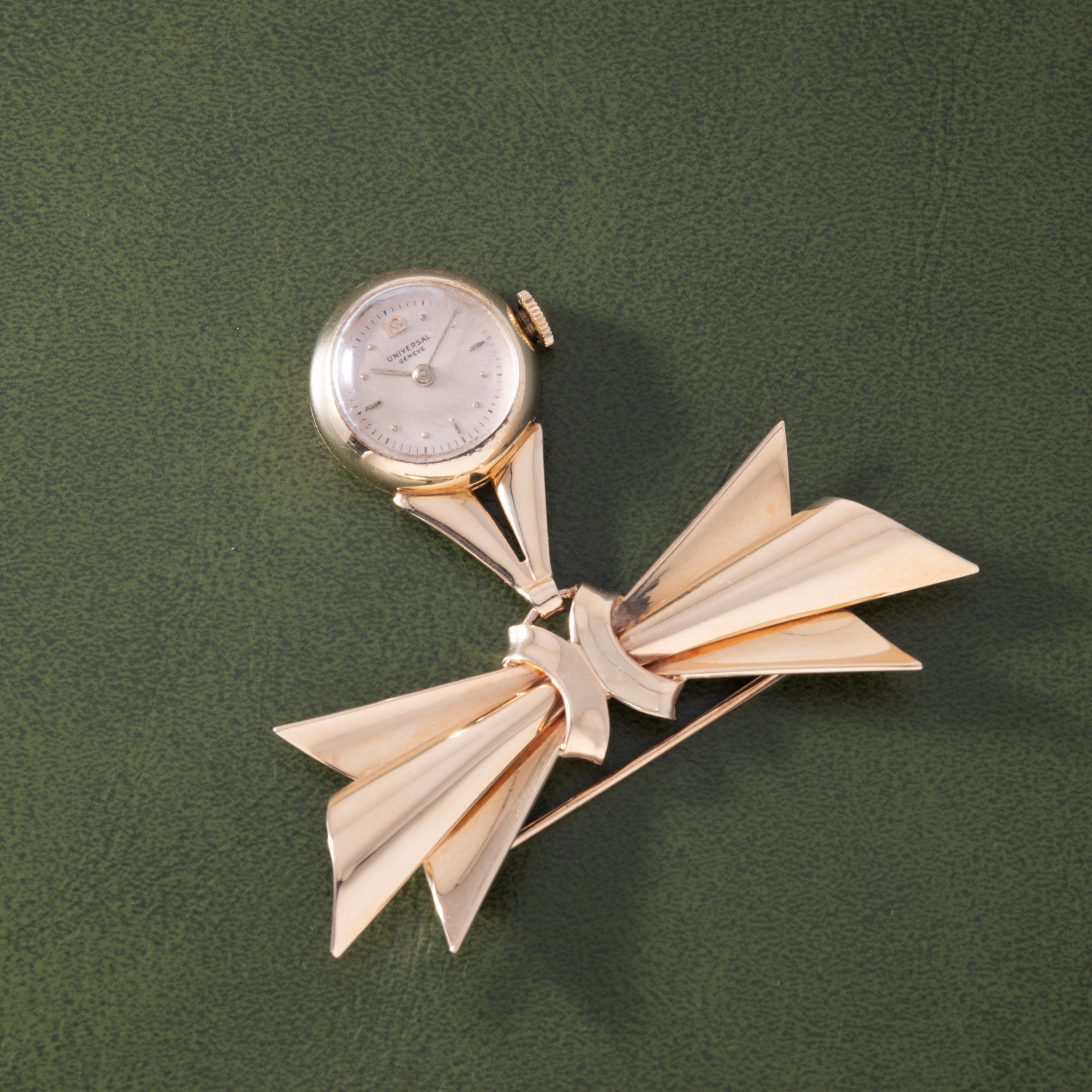 Universal Genève Brooch Watch