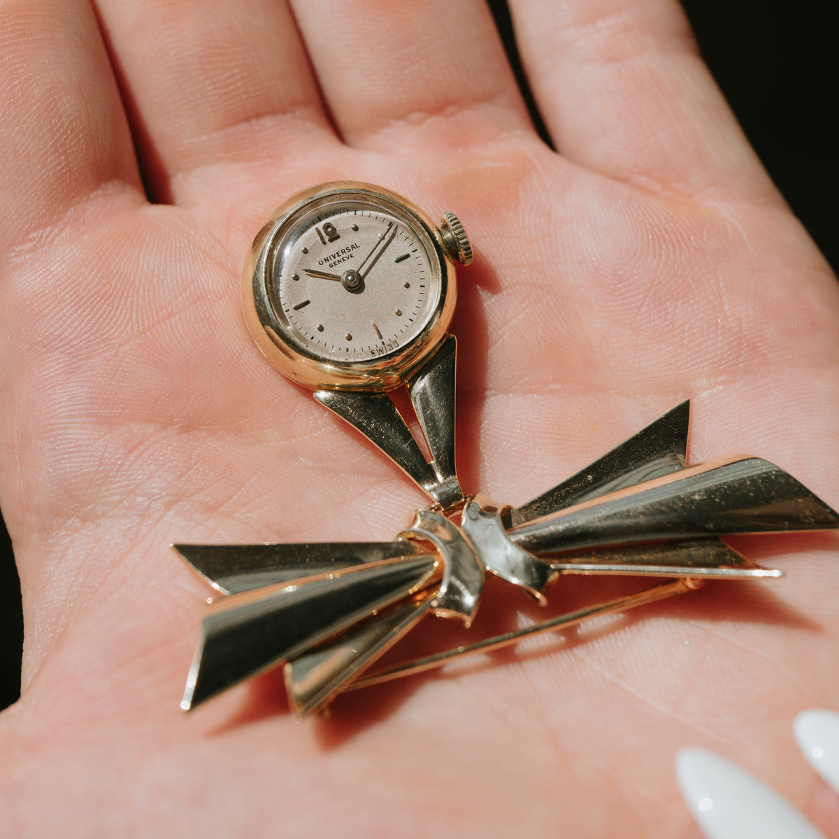 Universal Genève Brooch Watch