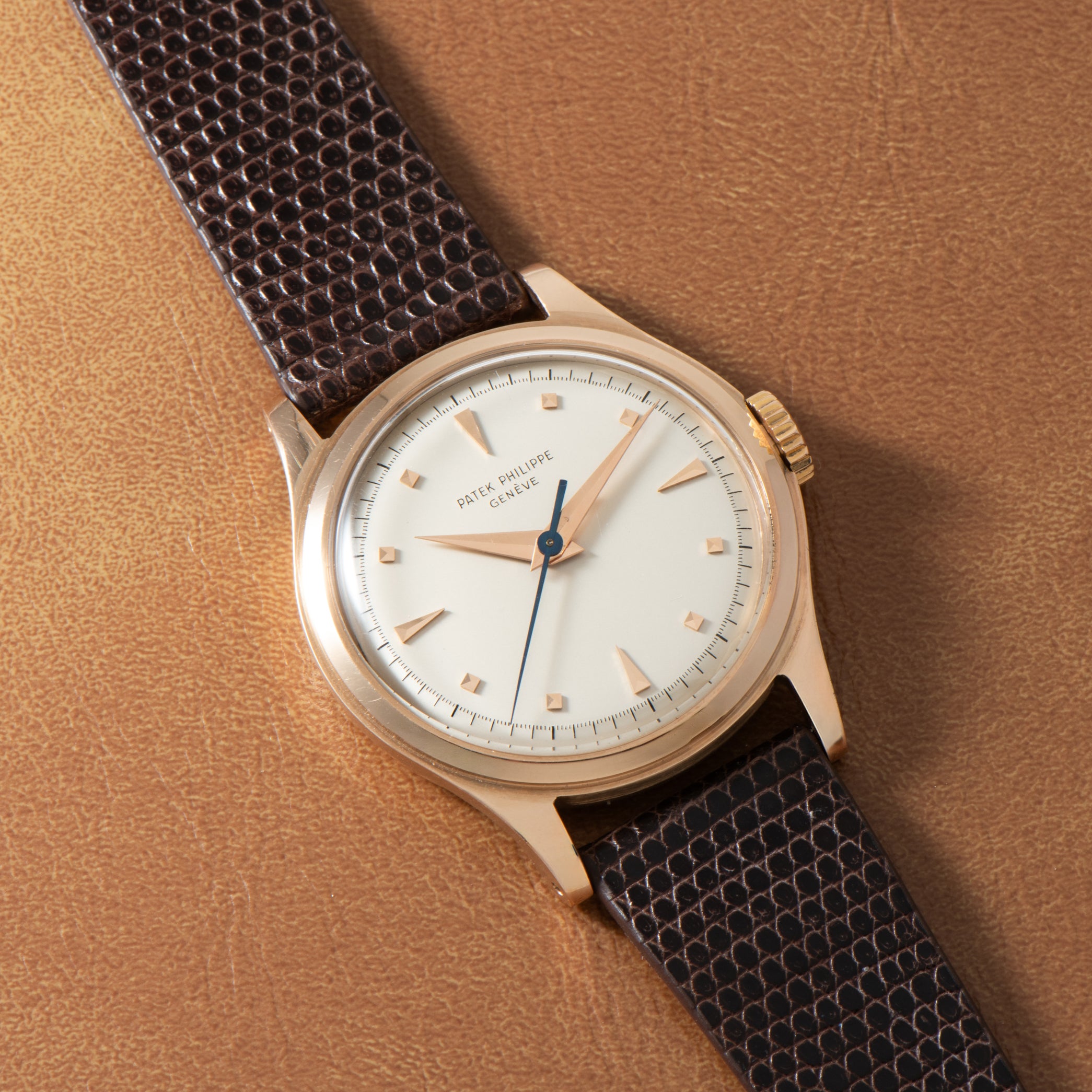 Patek Philippe Calatrava – Analog:Shift