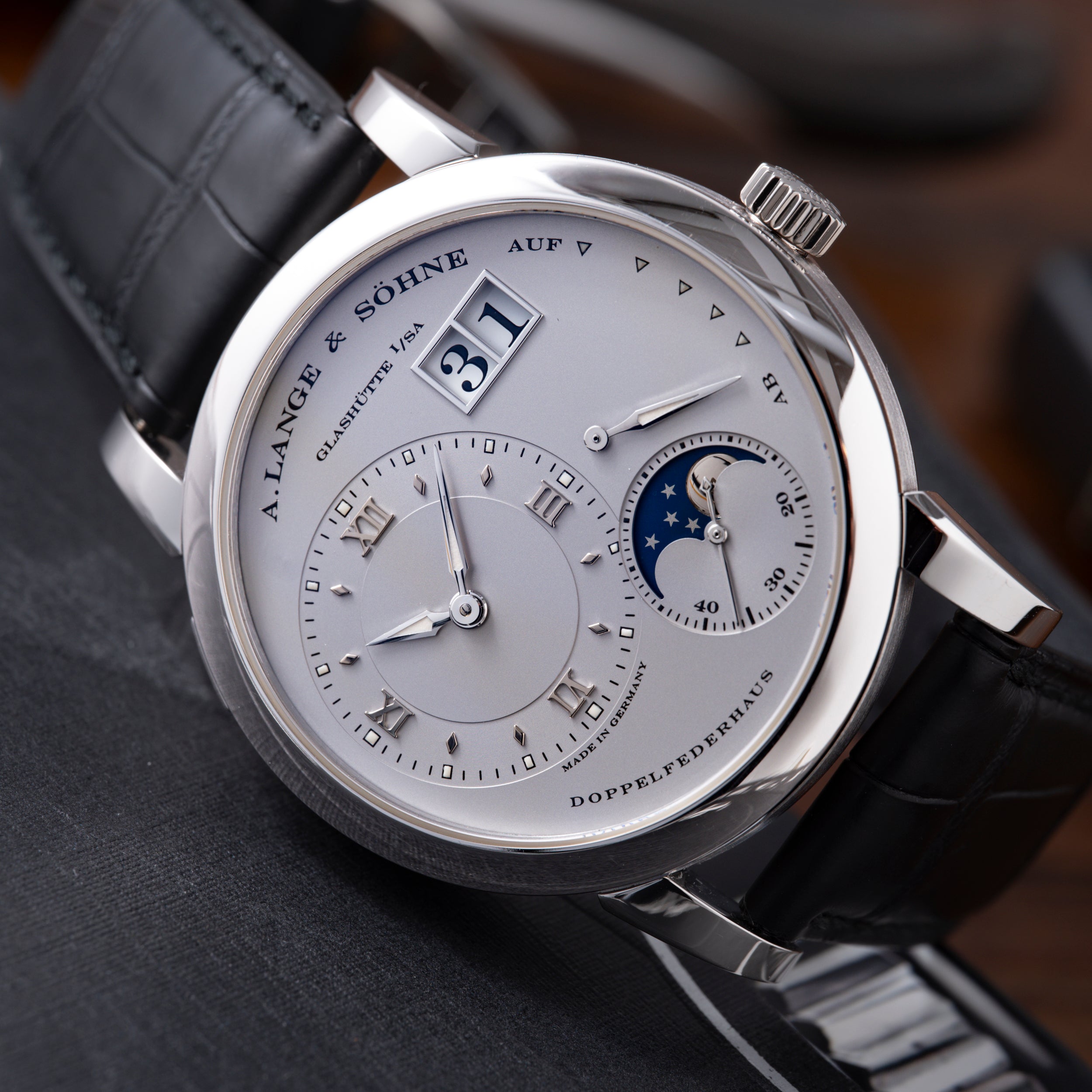 A. Lange & Söhne Lange 1 Moonphase – Analog:Shift