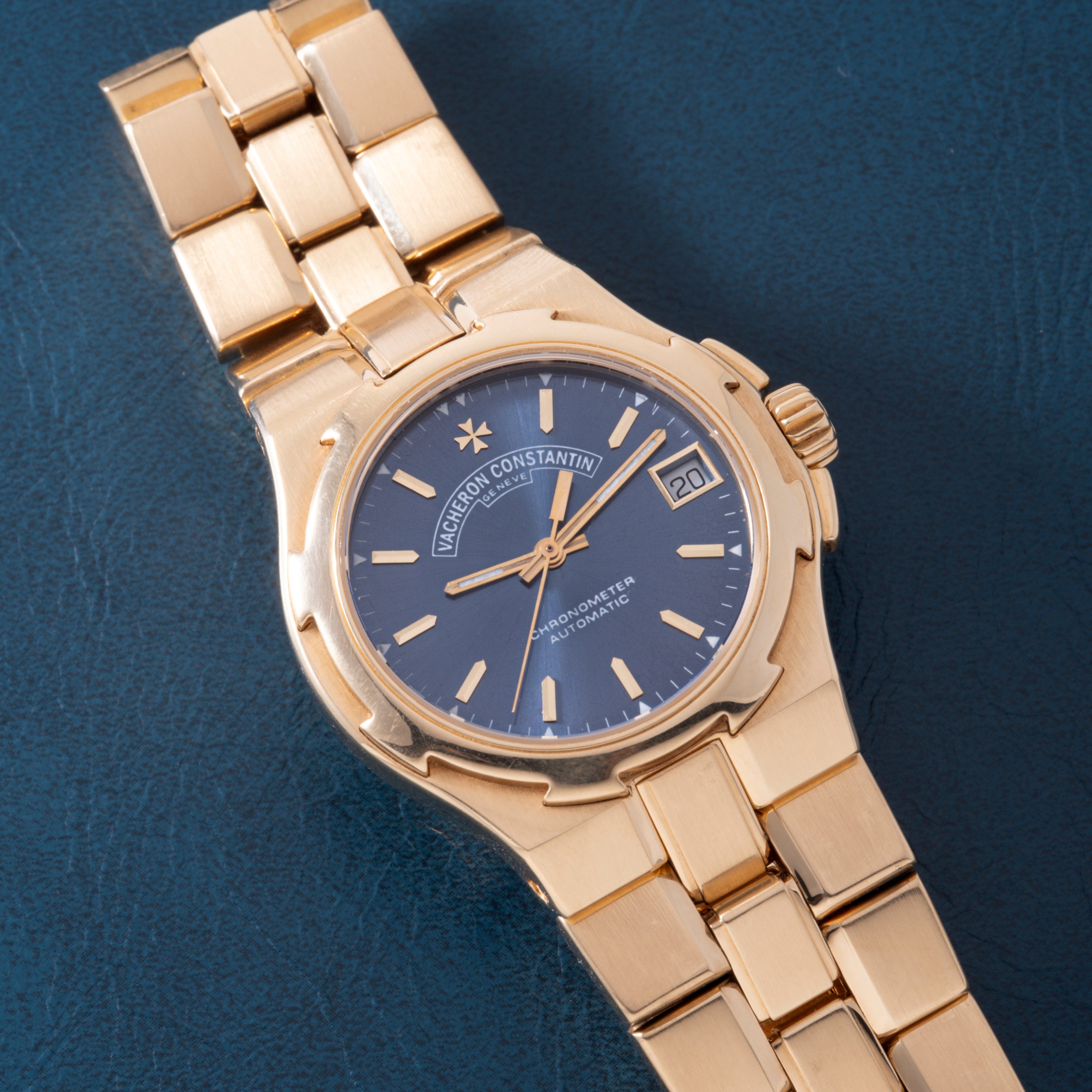 Vacheron Constantin Overseas – Analog:Shift