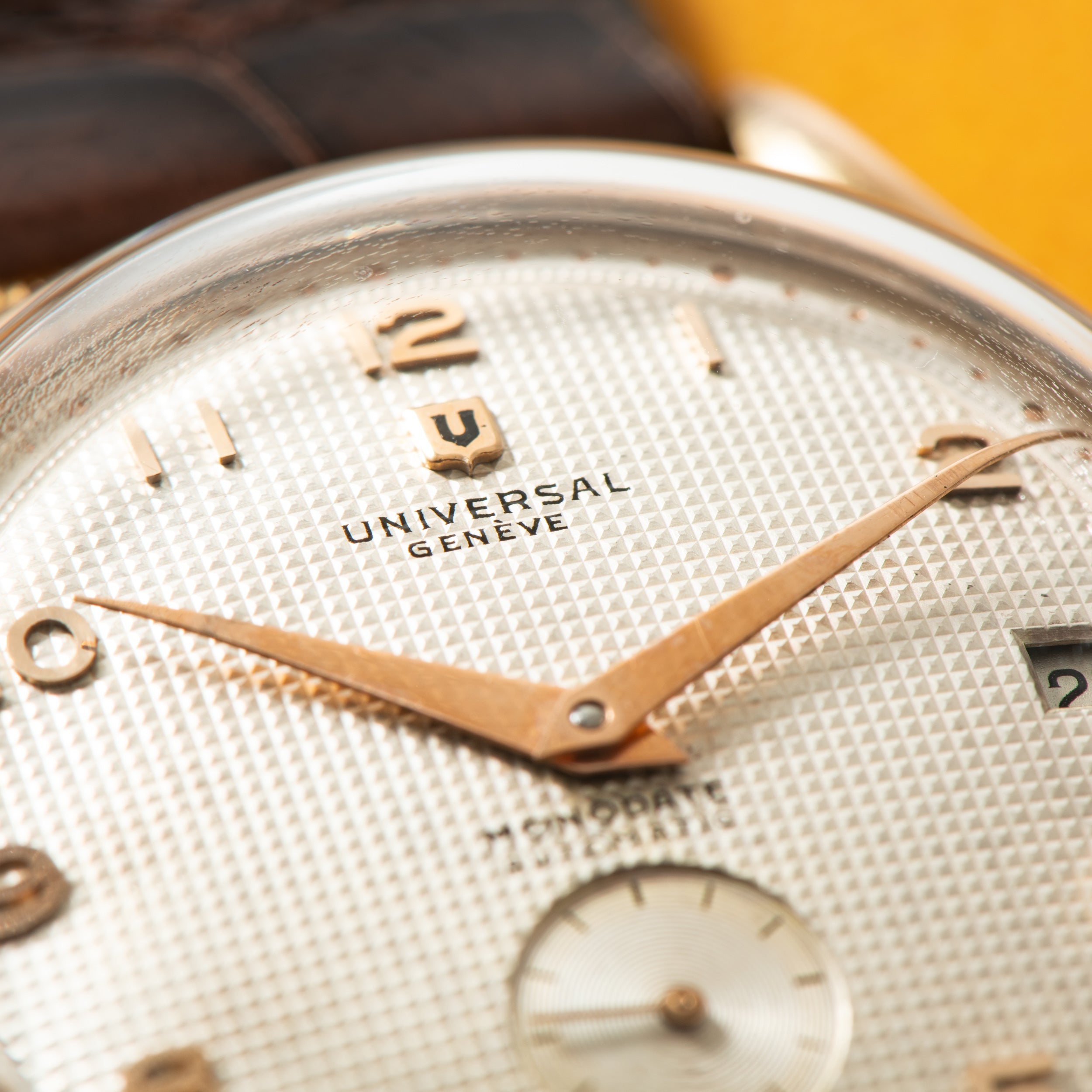 Universal Genève Monodate 'Jumbo' – Analog:Shift
