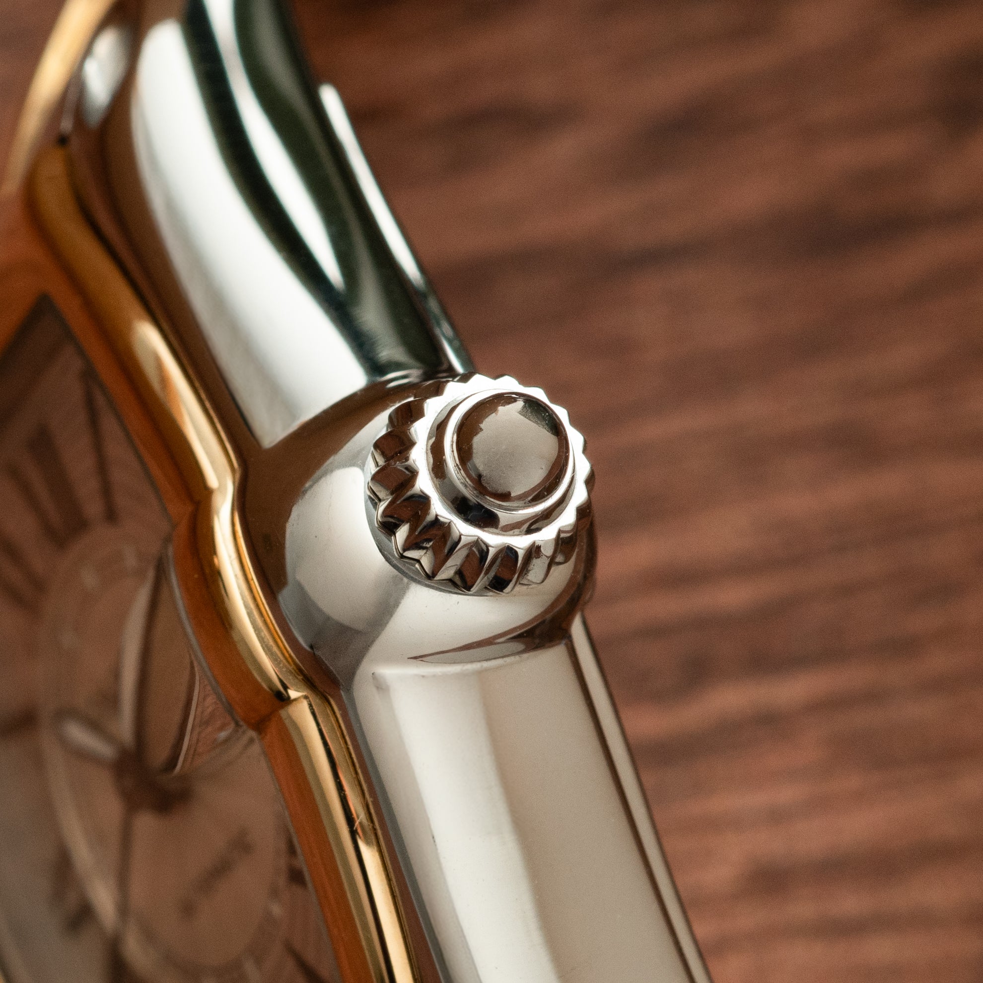 Cartier Roadster – Analog:Shift