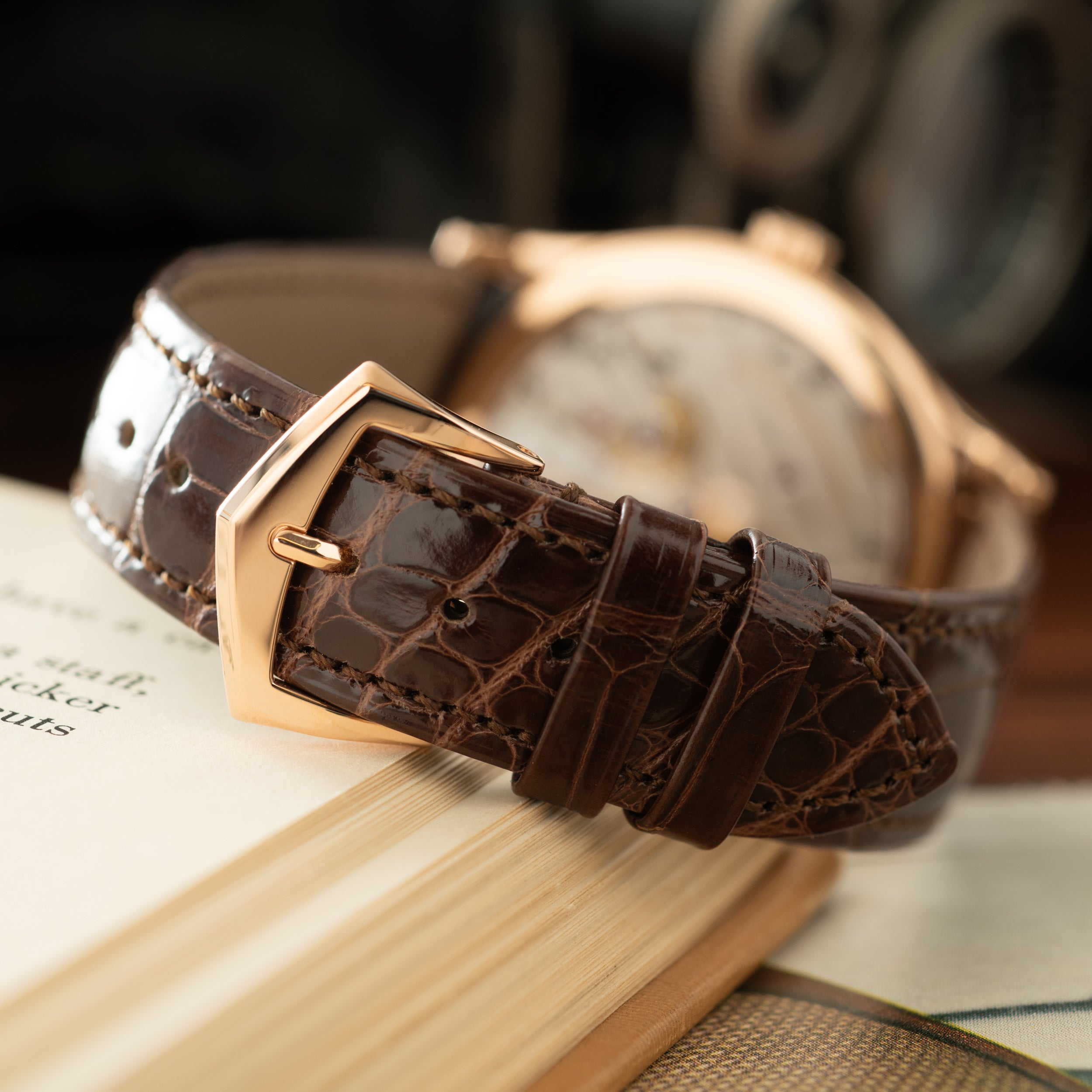 PATEK PHILIPPE ブラウン レザーベルト Patek Philippe Calatrava – Analog:Shift
