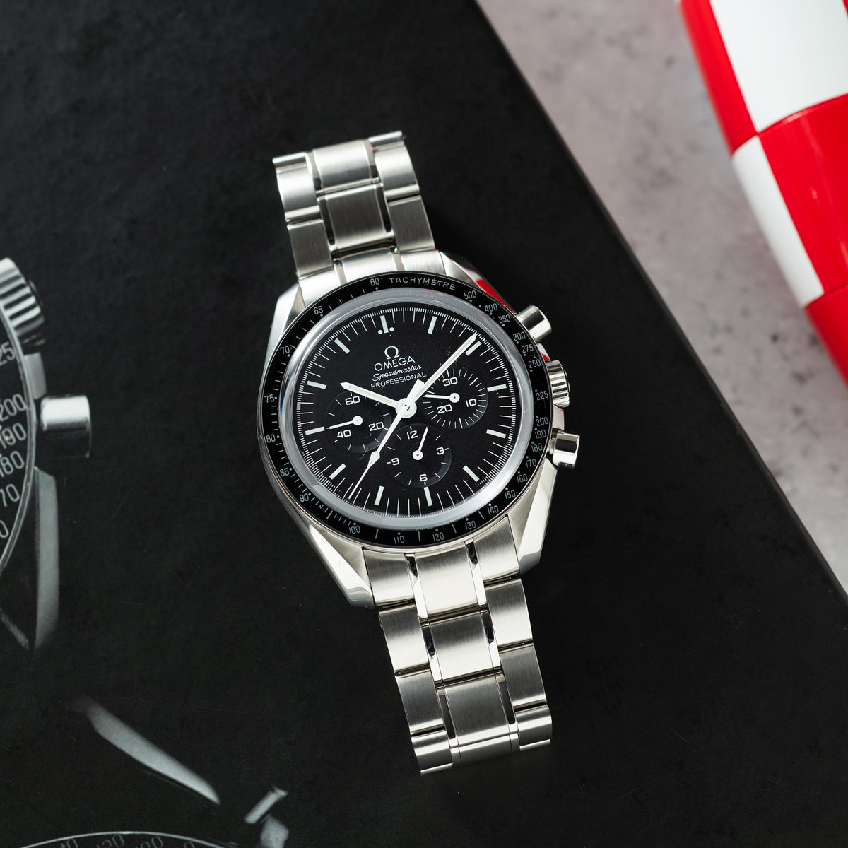 Omega Speedmaster Moonwatch Professional