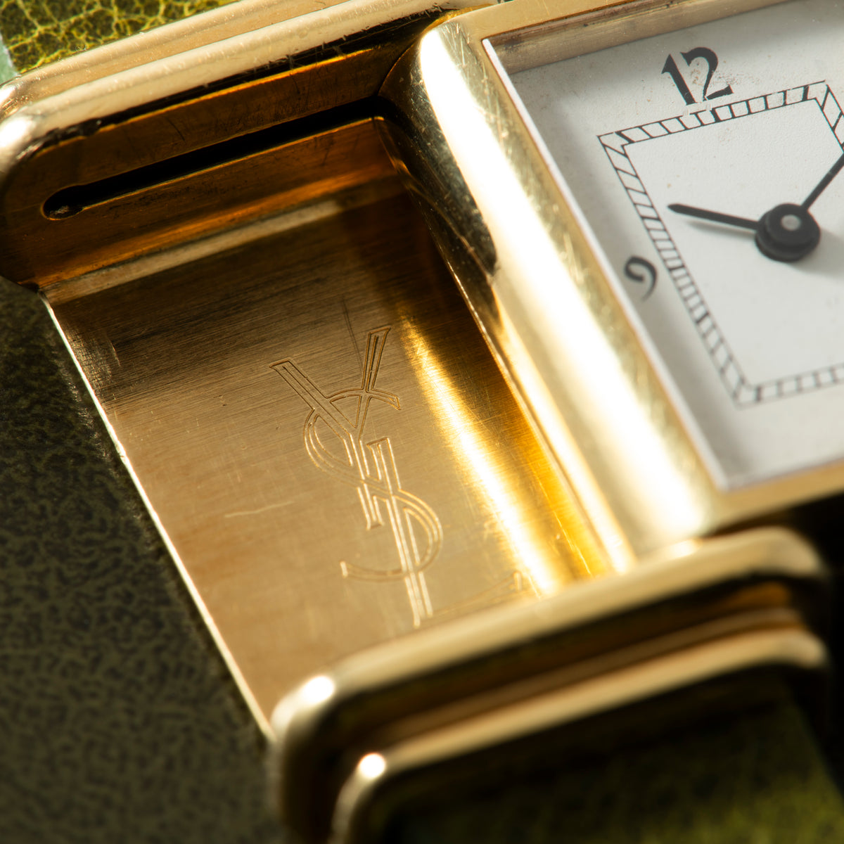 Yves Saint Laurent Reverso
