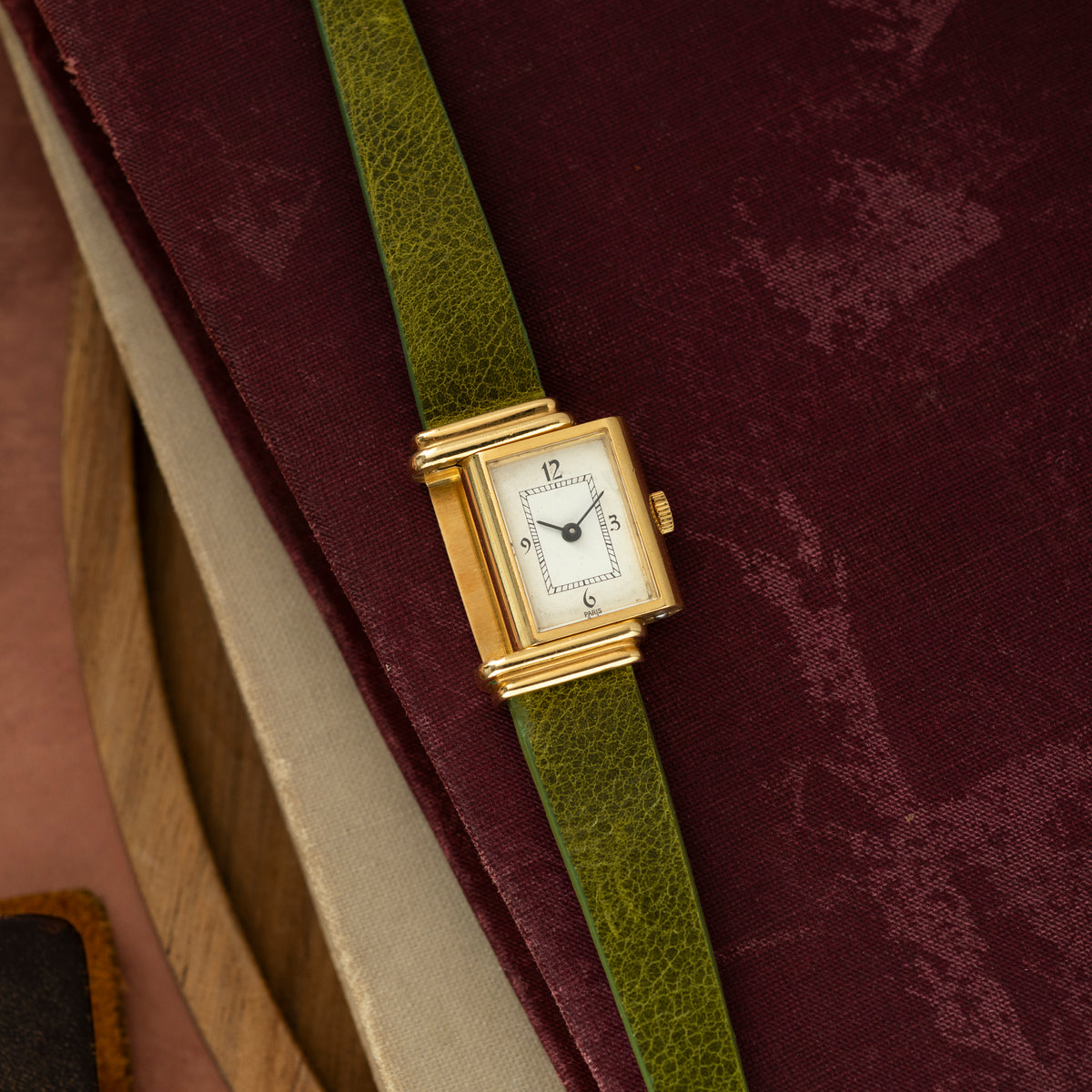 Yves Saint Laurent Reverso
