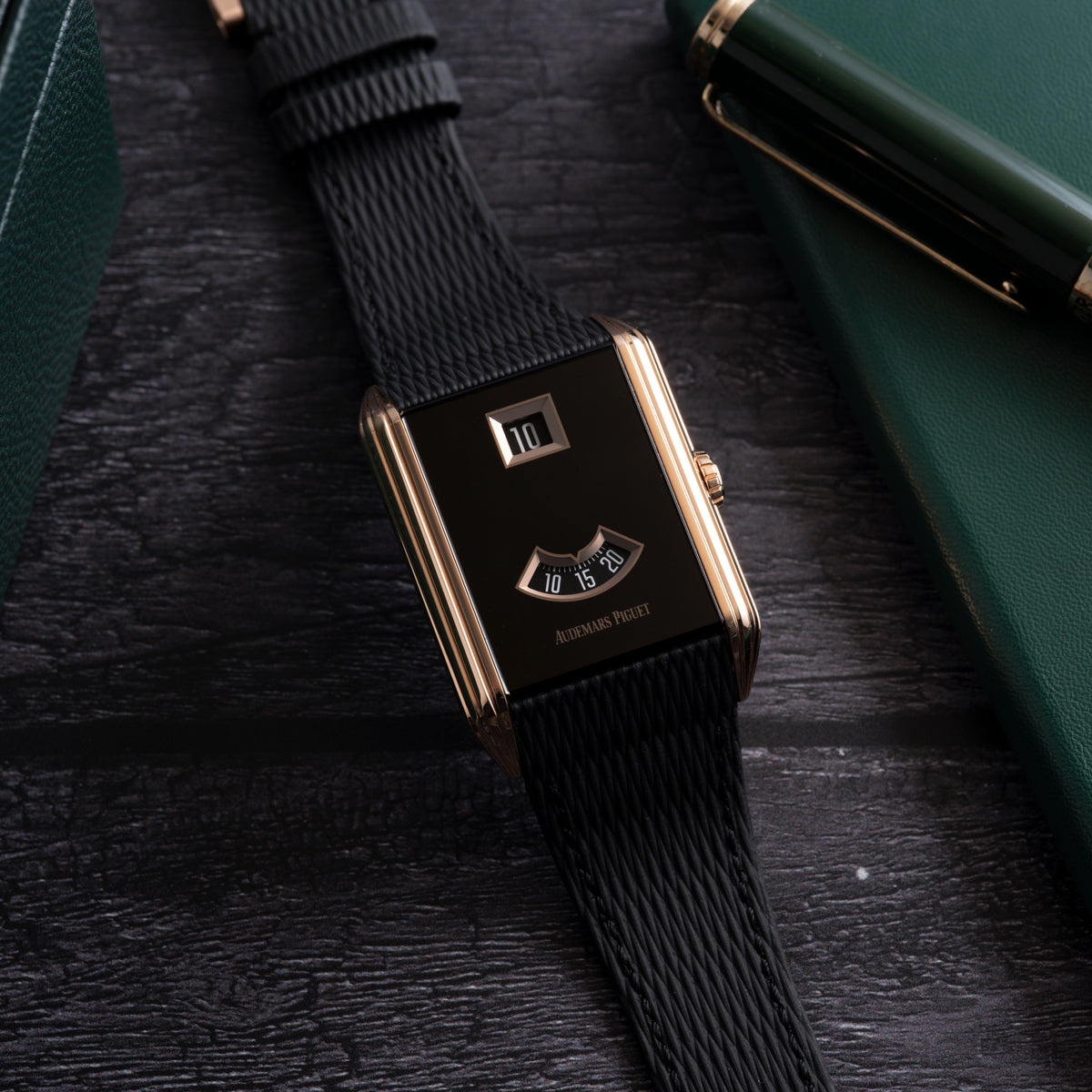 Audemars Piguet Neo Frame Jump Hour