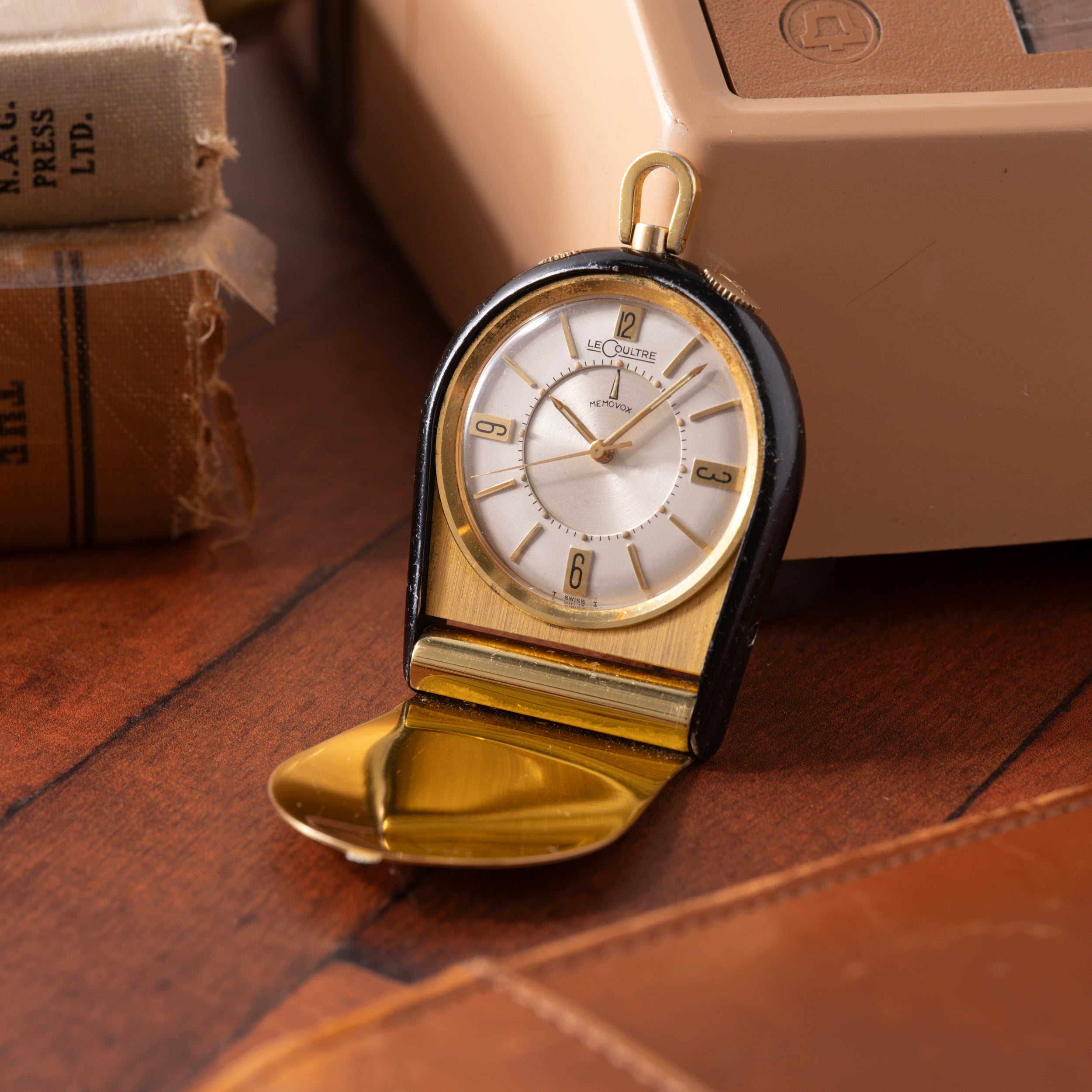 Jaeger-LeCoultre Memovox Travel Alarm Clock – Analog:Shift