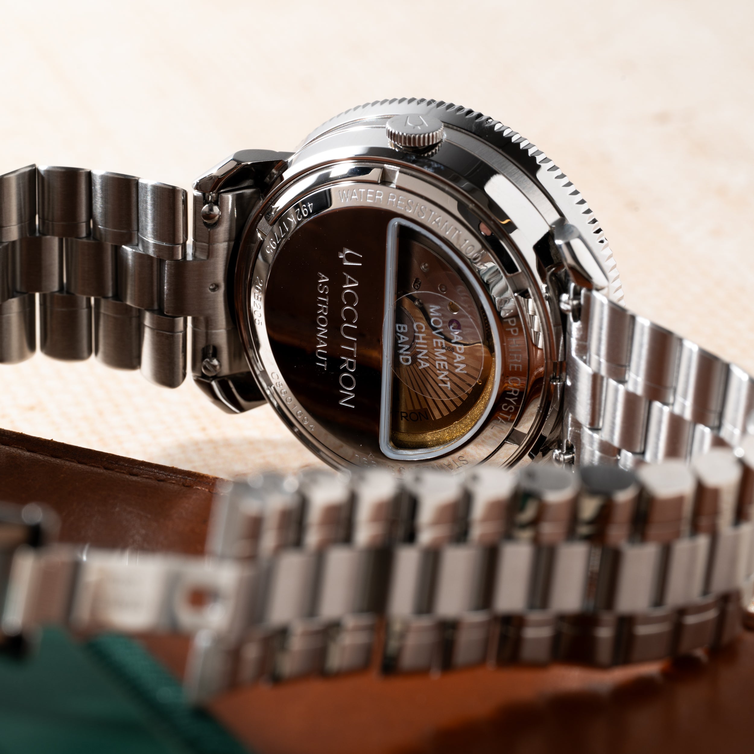 Bulova Accutron Astronaut – Analog:Shift