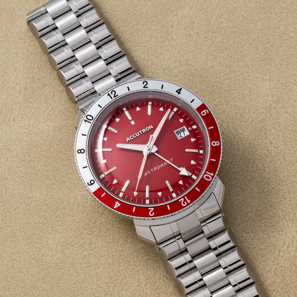Bulova Accutron Astronaut – Analog:Shift