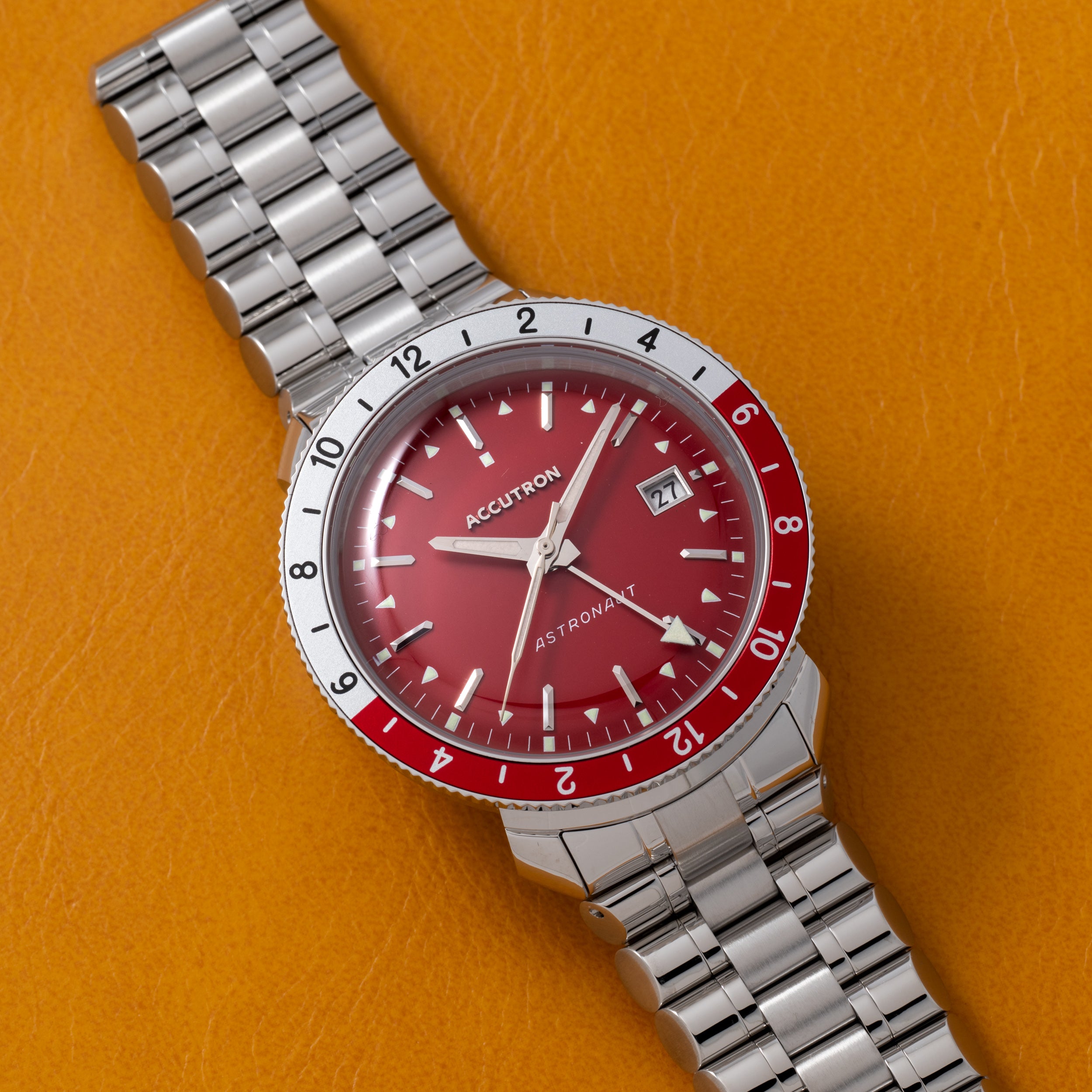 Bulova Accutron Astronaut – Analog:Shift