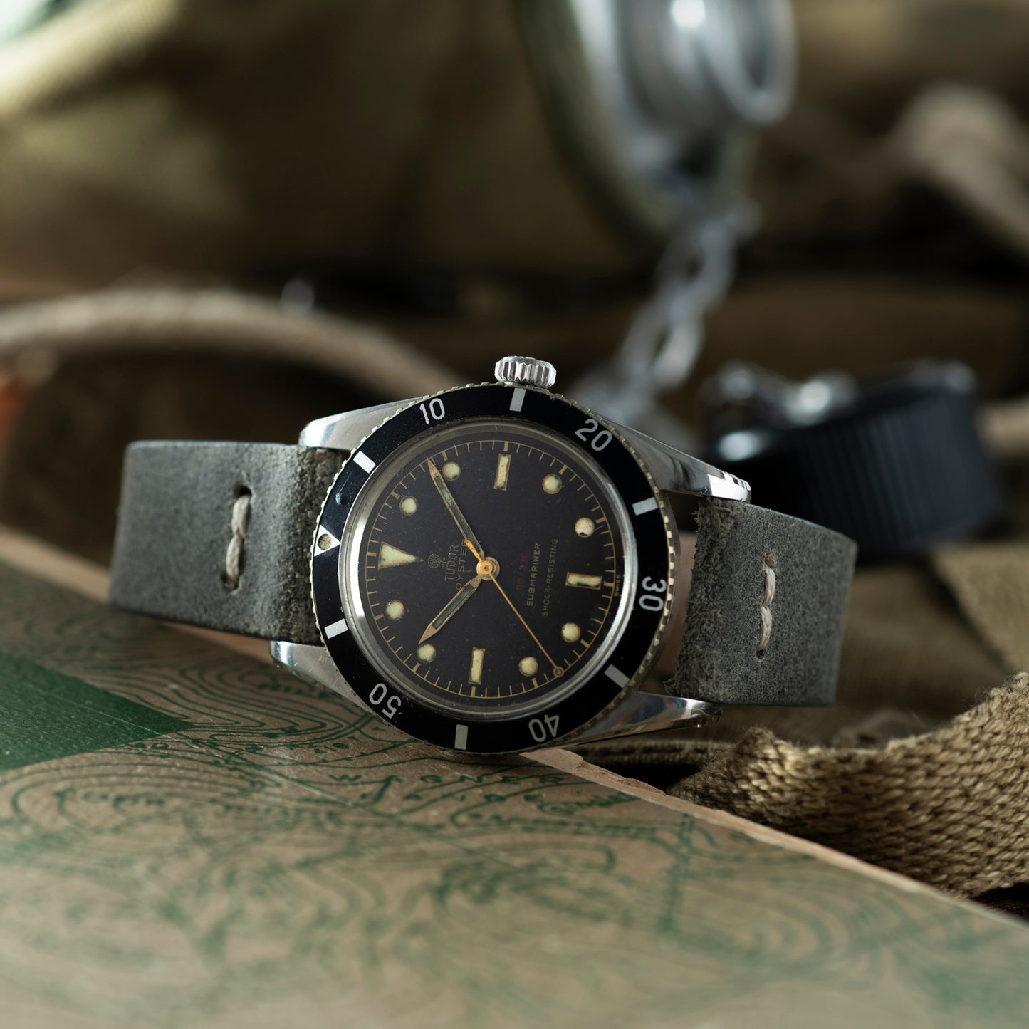 Tudor Submariner Gilt 'Red Depth Rating' Manual-Wind