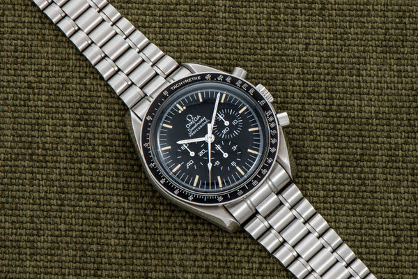 Omega Speedmaster Professional – Analog:Shift