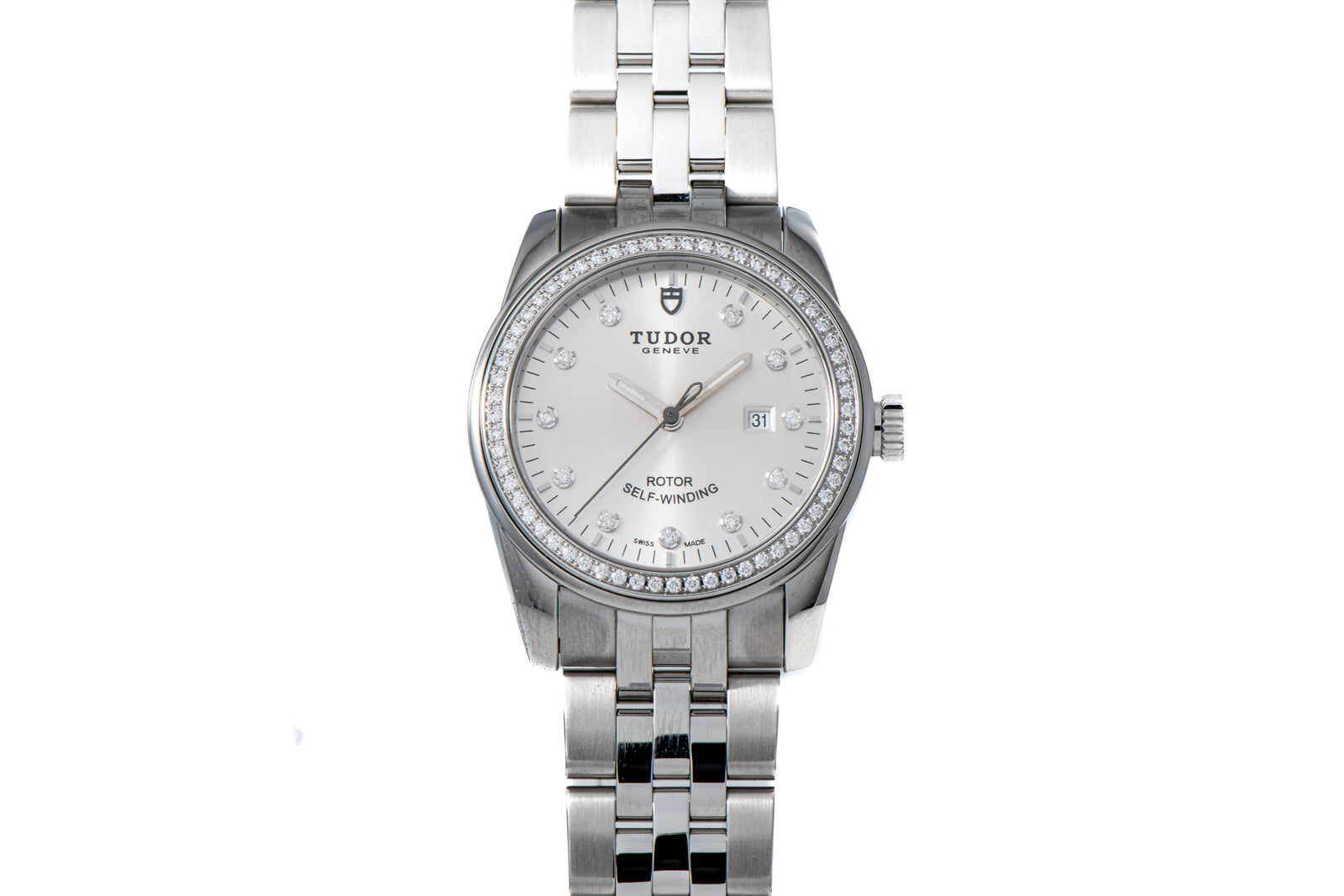 Tudor Glamour Date