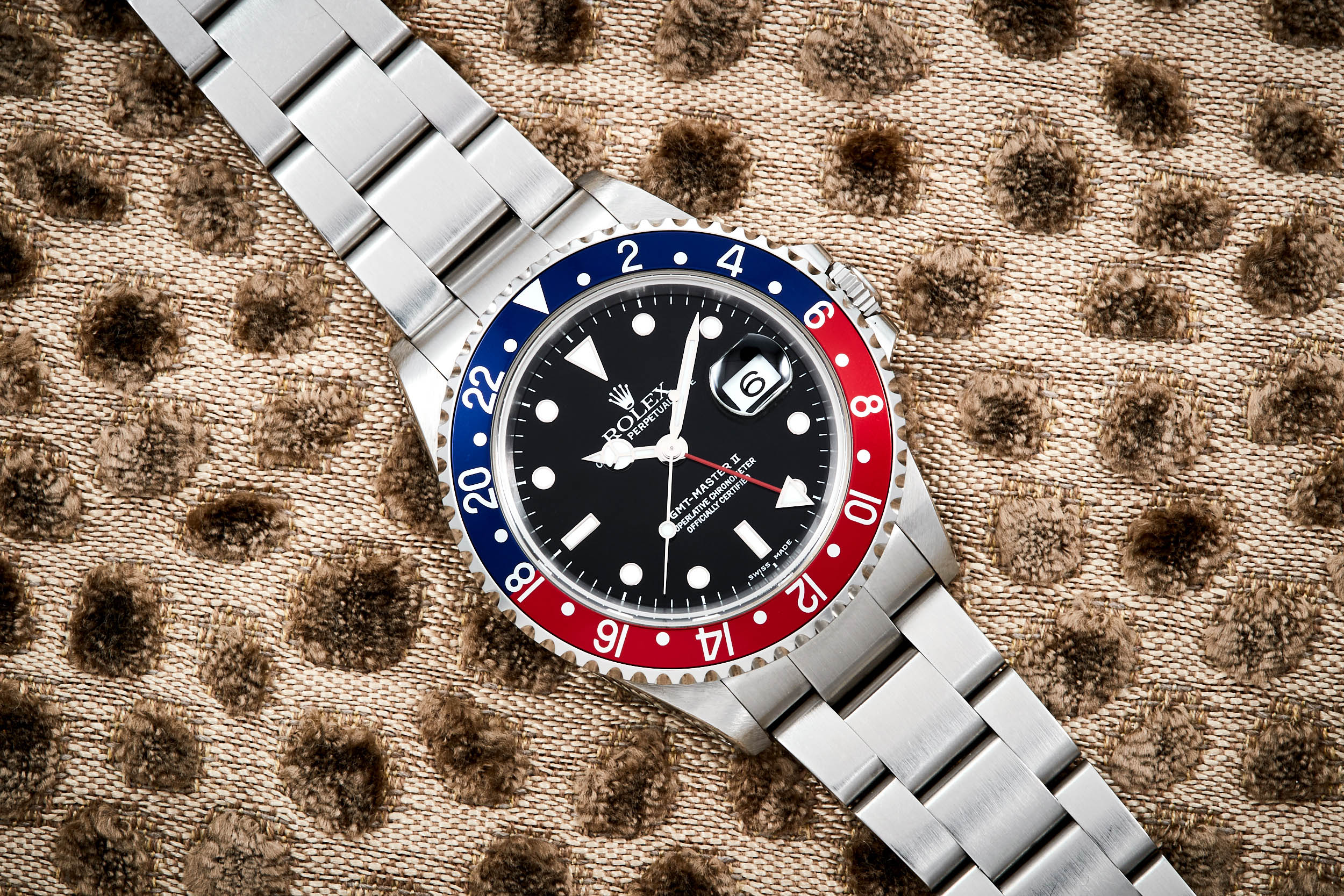 Source example attributed to Rolex 16710 · Pepsi / Superluminova