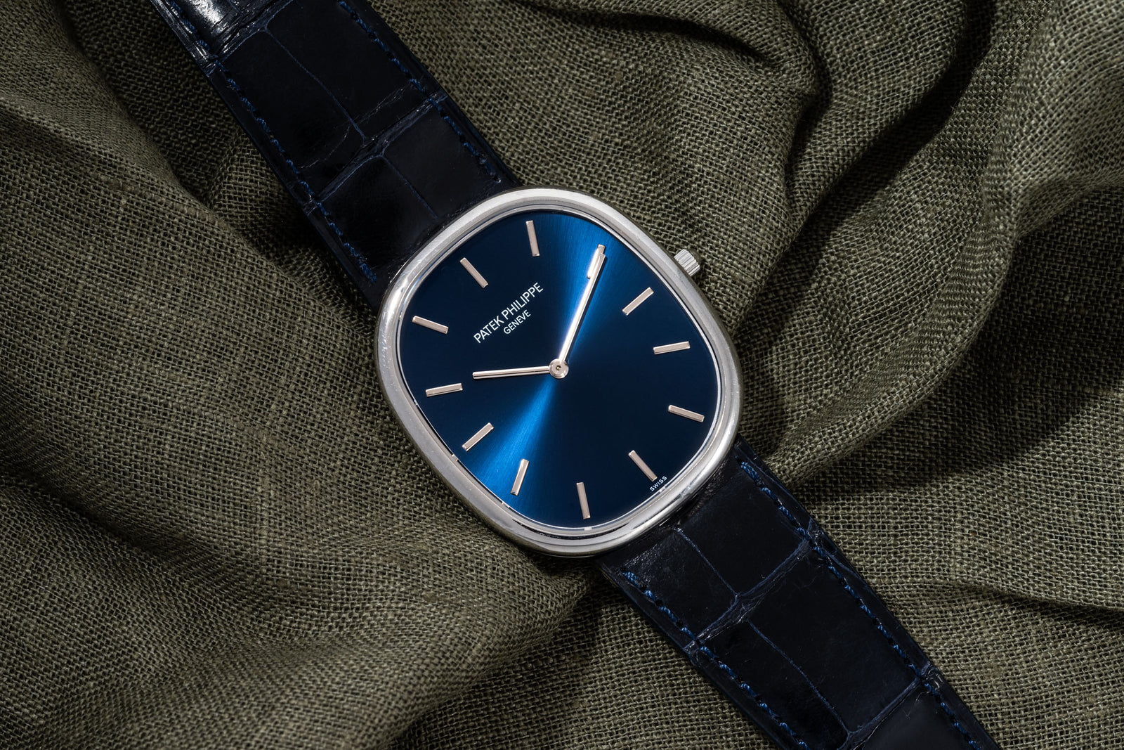 Patek Philippe Jumbo Ellipse Platinum