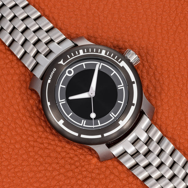 AS06007_40990433_MING_18.01H41