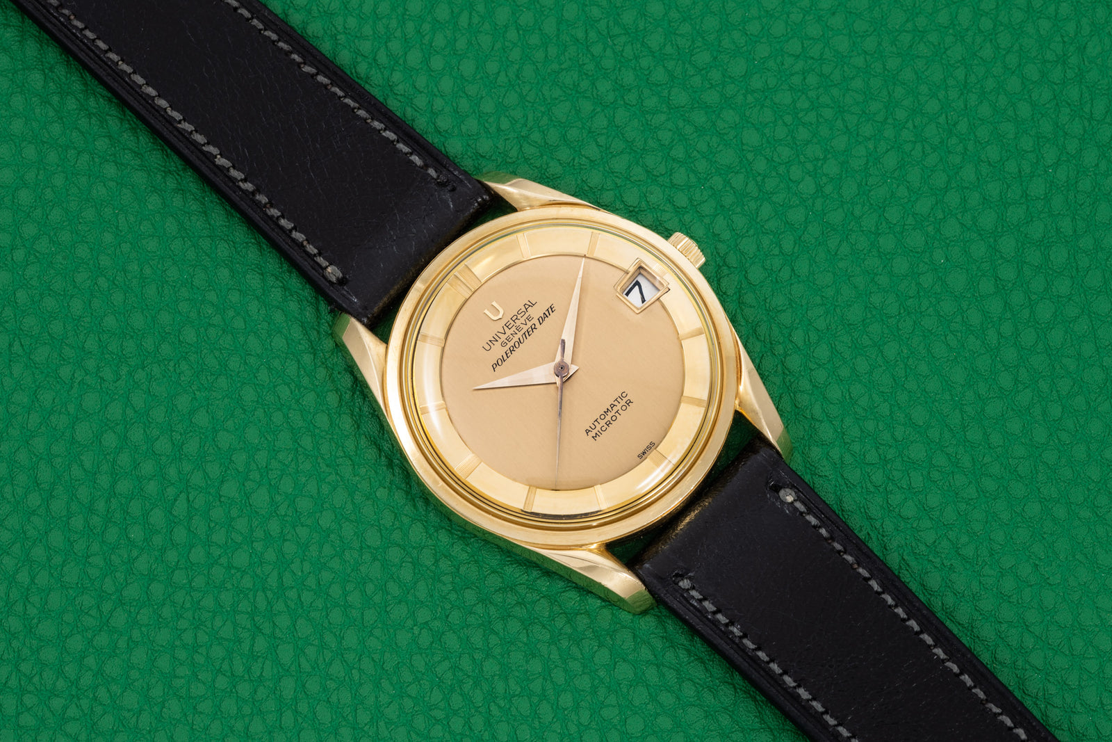 Universal Genève Polerouter Date