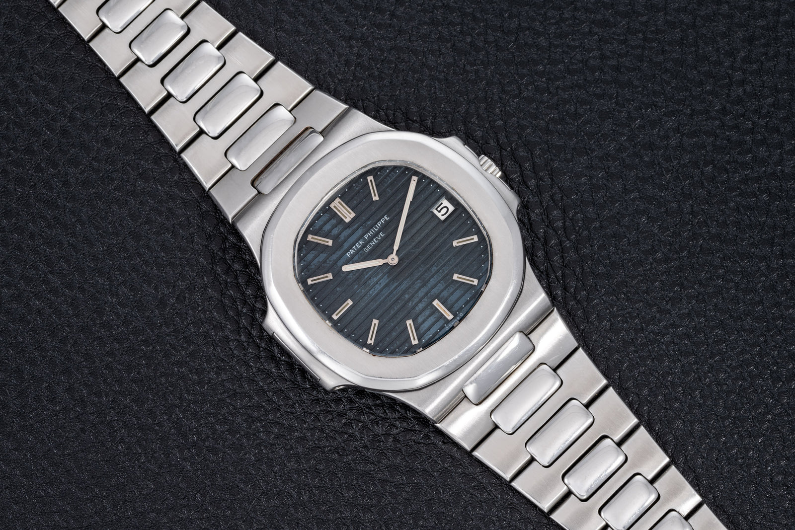 Patek Philippe Nautilus 'Jumbo'